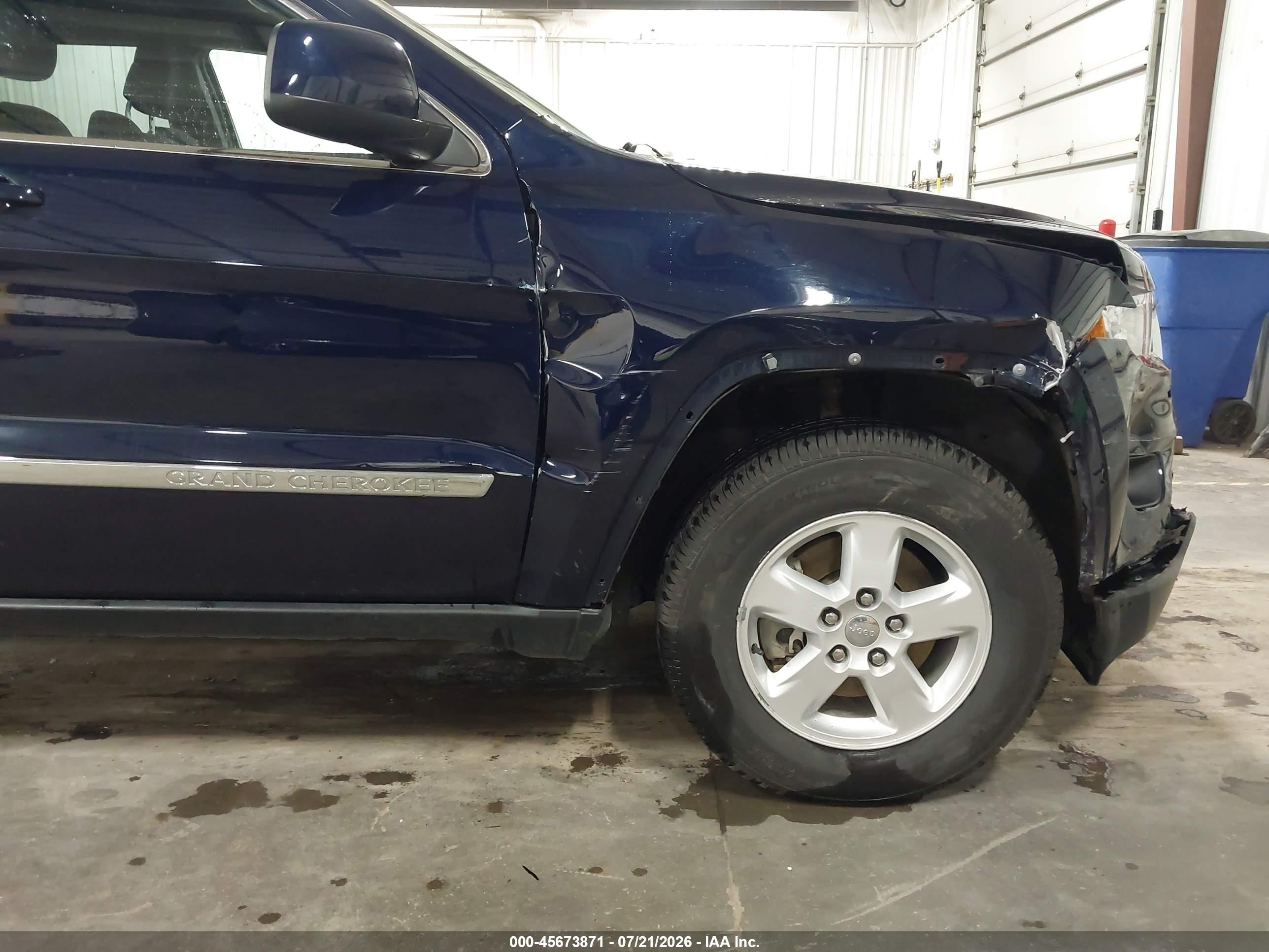 2012 Jeep Grand Cherokee Laredo Синий vin: 1C4RJFAG6CC280657