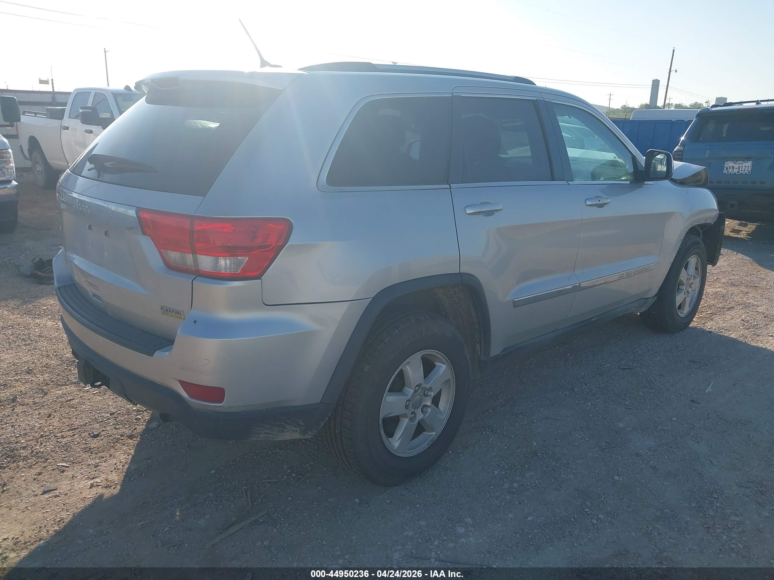 2012 Jeep Grand Cherokee Laredo Silver vin: 1C4RJFAG6CC301992