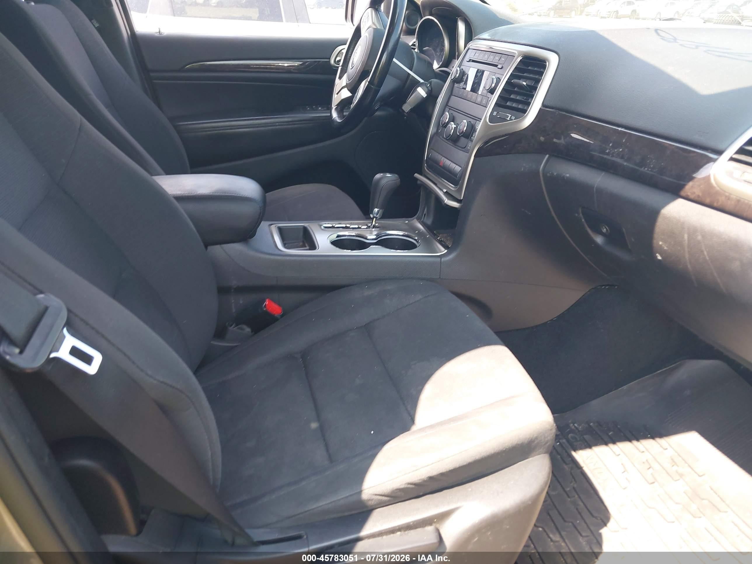 2012 Jeep Grand Cherokee Laredo Gray vin: 1C4RJFAG6CC303953
