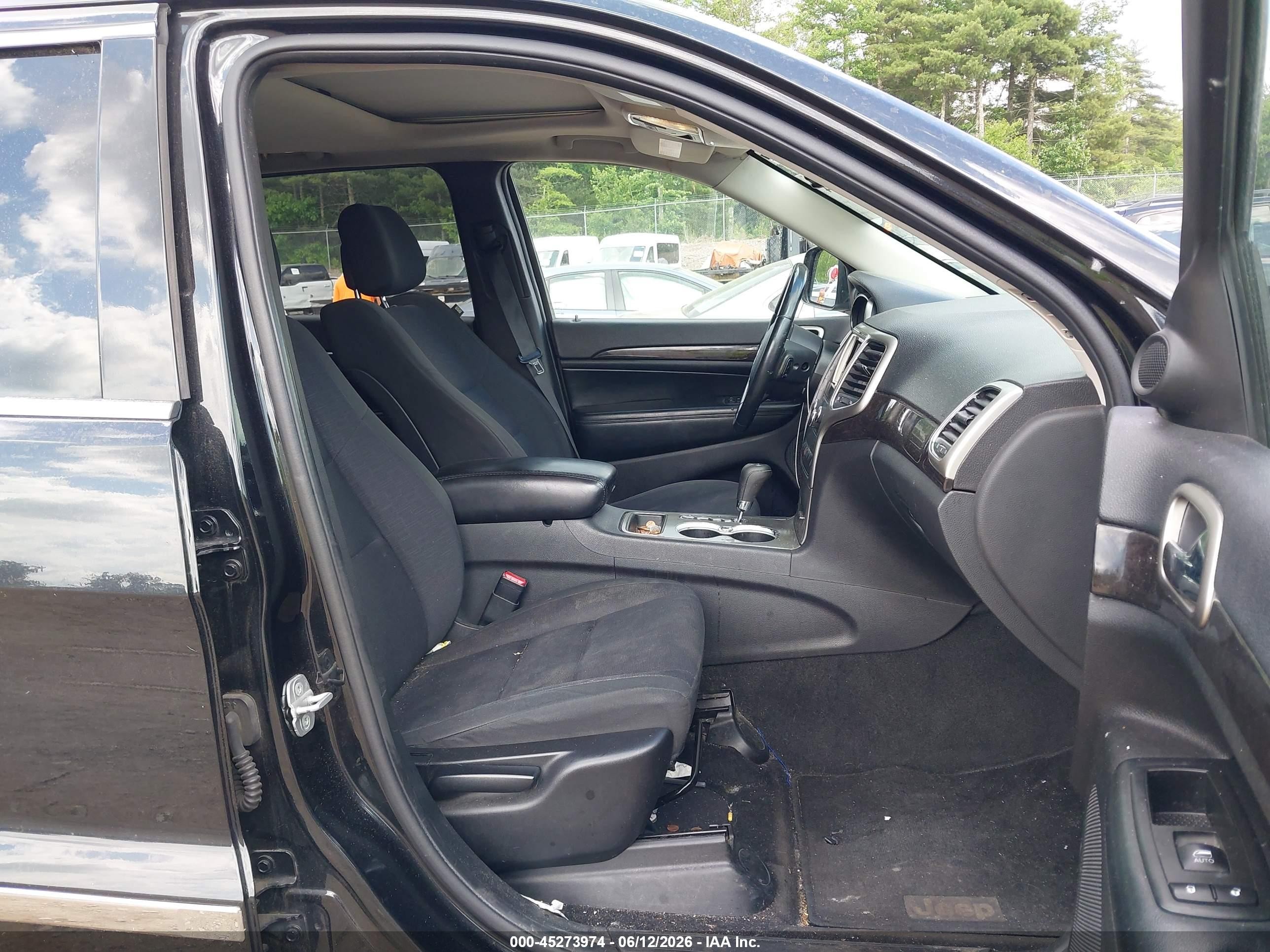 2012 Jeep Grand Cherokee Laredo Black vin: 1C4RJFAG6CC316427