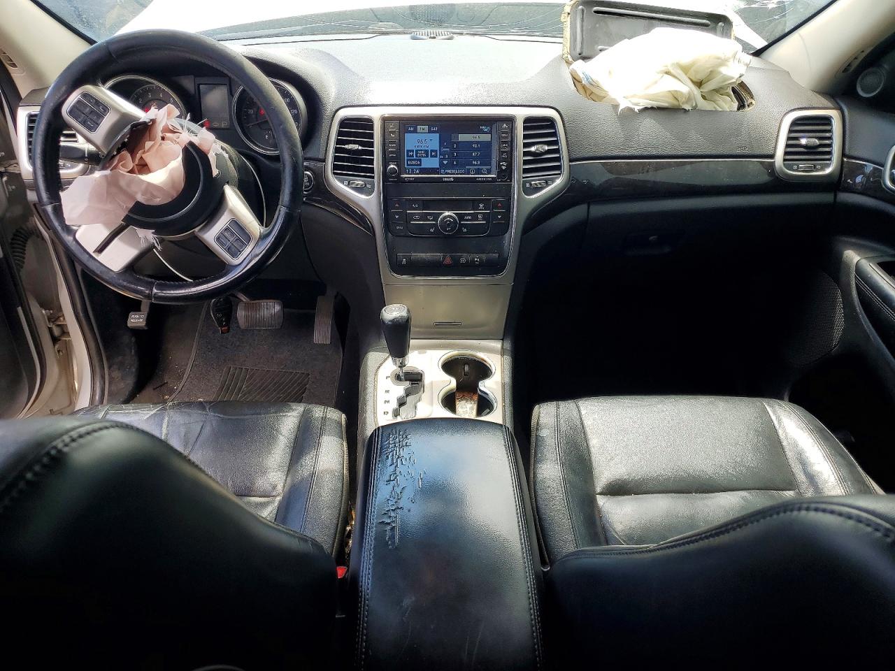 2012 Jeep Grand Cherokee Laredo Silver vin: 1C4RJFAG6CC329405