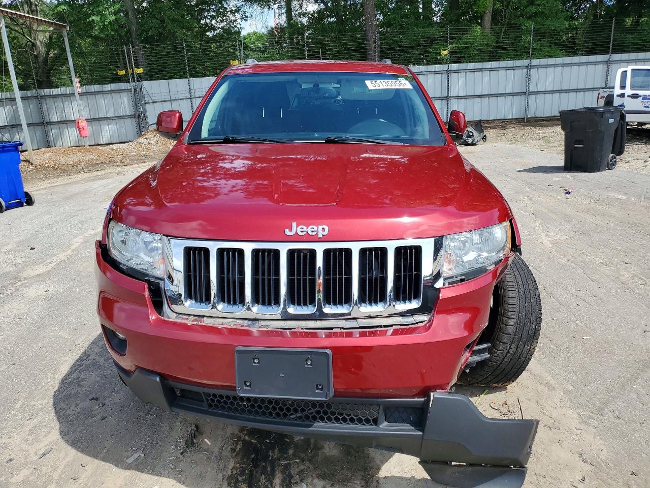 2013 Jeep Grand Cherokee Laredo Red vin: 1C4RJFAG6DC505998