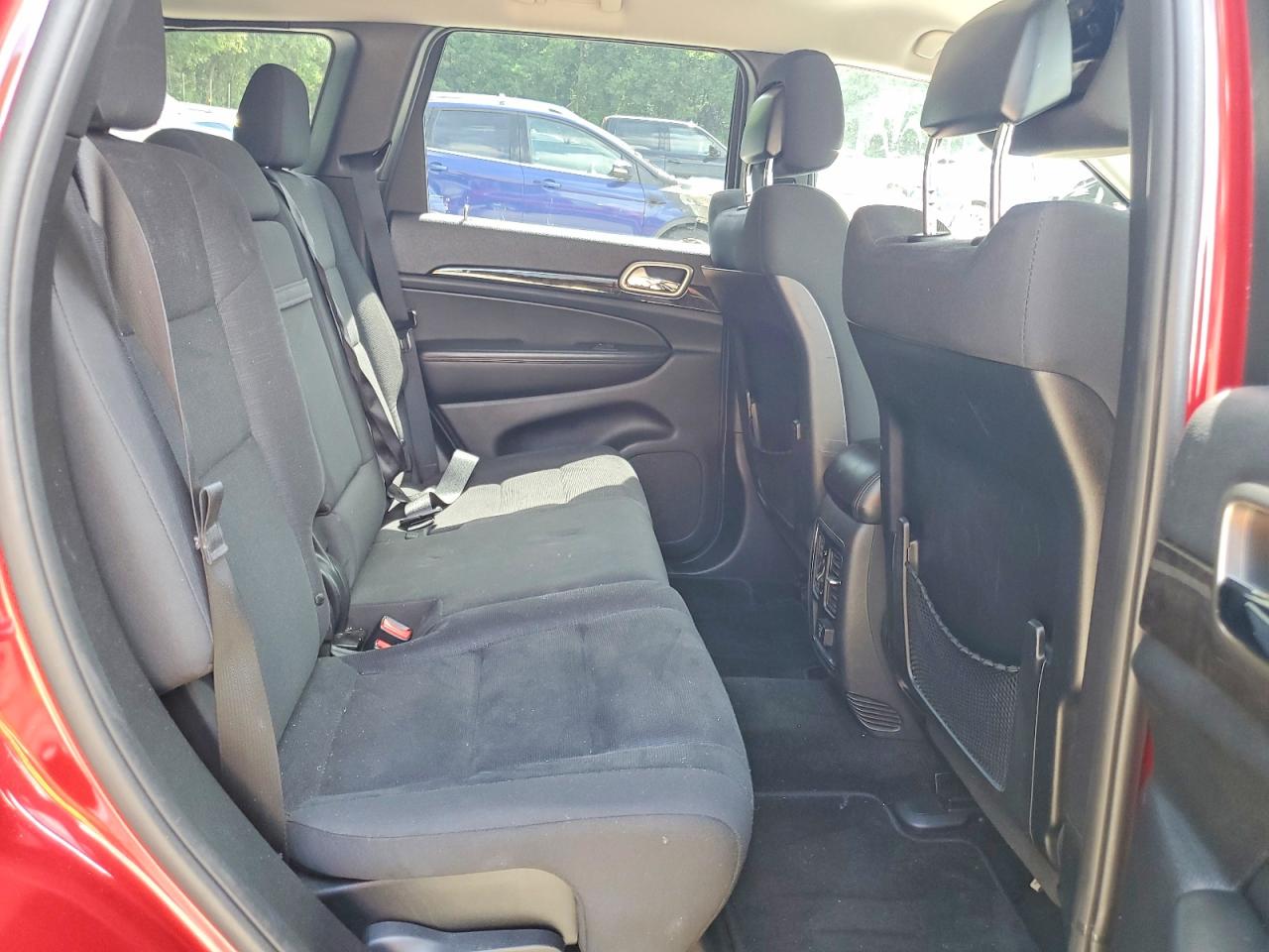 2013 Jeep Grand Cherokee Laredo Red vin: 1C4RJFAG6DC505998