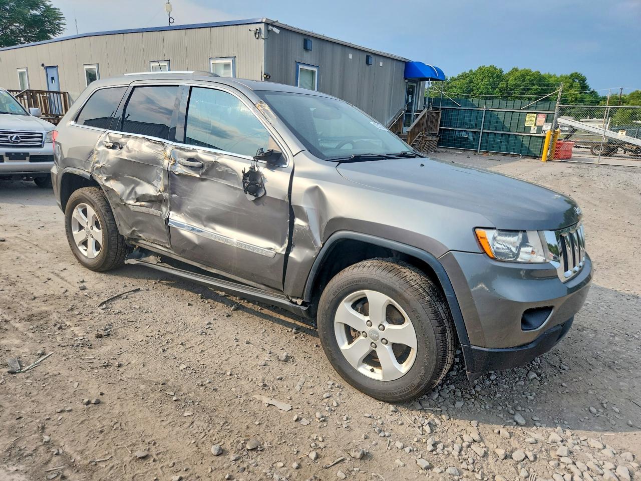 2013 Jeep Grand Cherokee Laredo Gray vin: 1C4RJFAG6DC528231