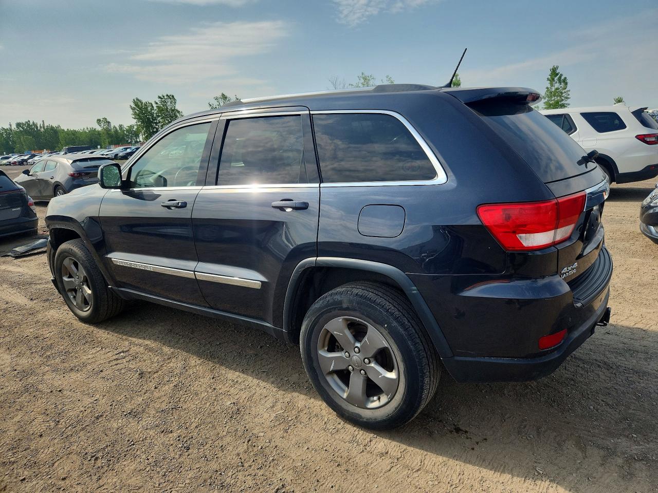 2013 Jeep Grand Cherokee Laredo Gray vin: 1C4RJFAG6DC551167