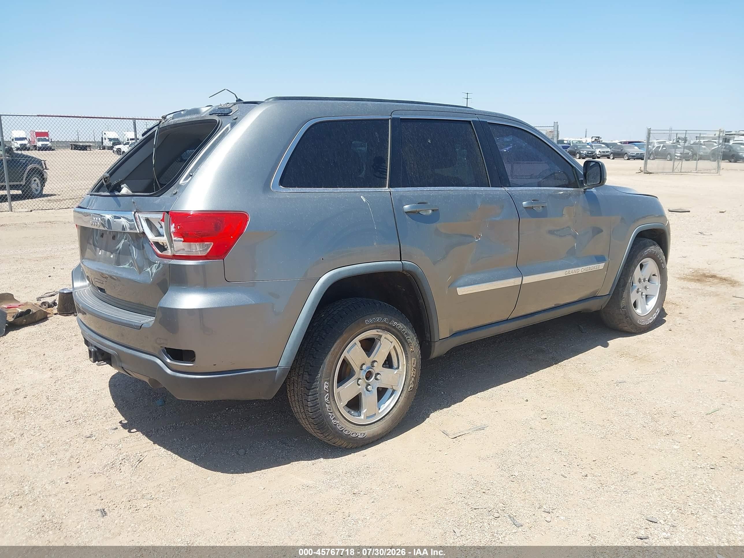 2013 Jeep Grand Cherokee Laredo Gray vin: 1C4RJFAG6DC553078