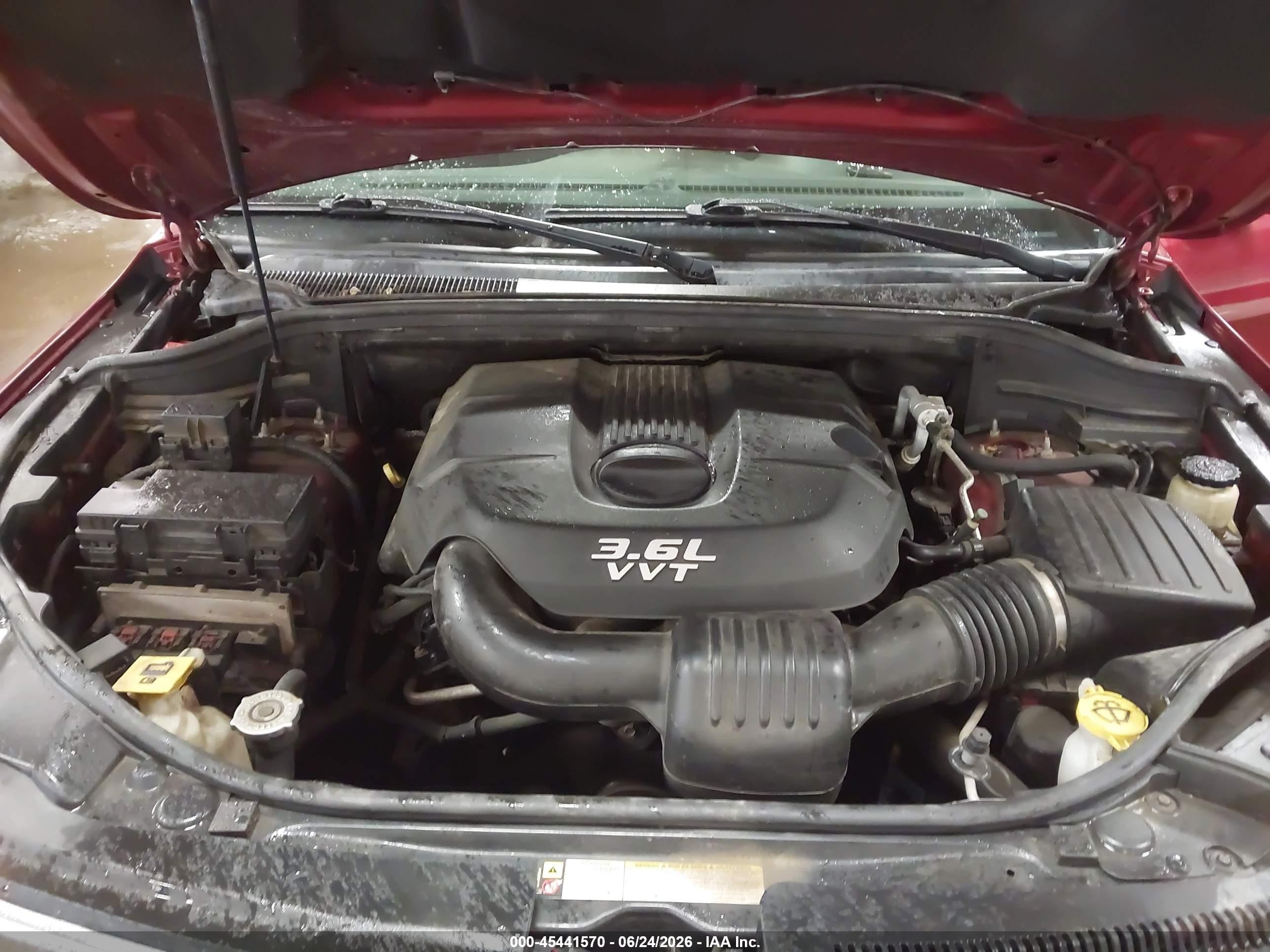 2013 Jeep Grand Cherokee Laredo Red vin: 1C4RJFAG6DC568664