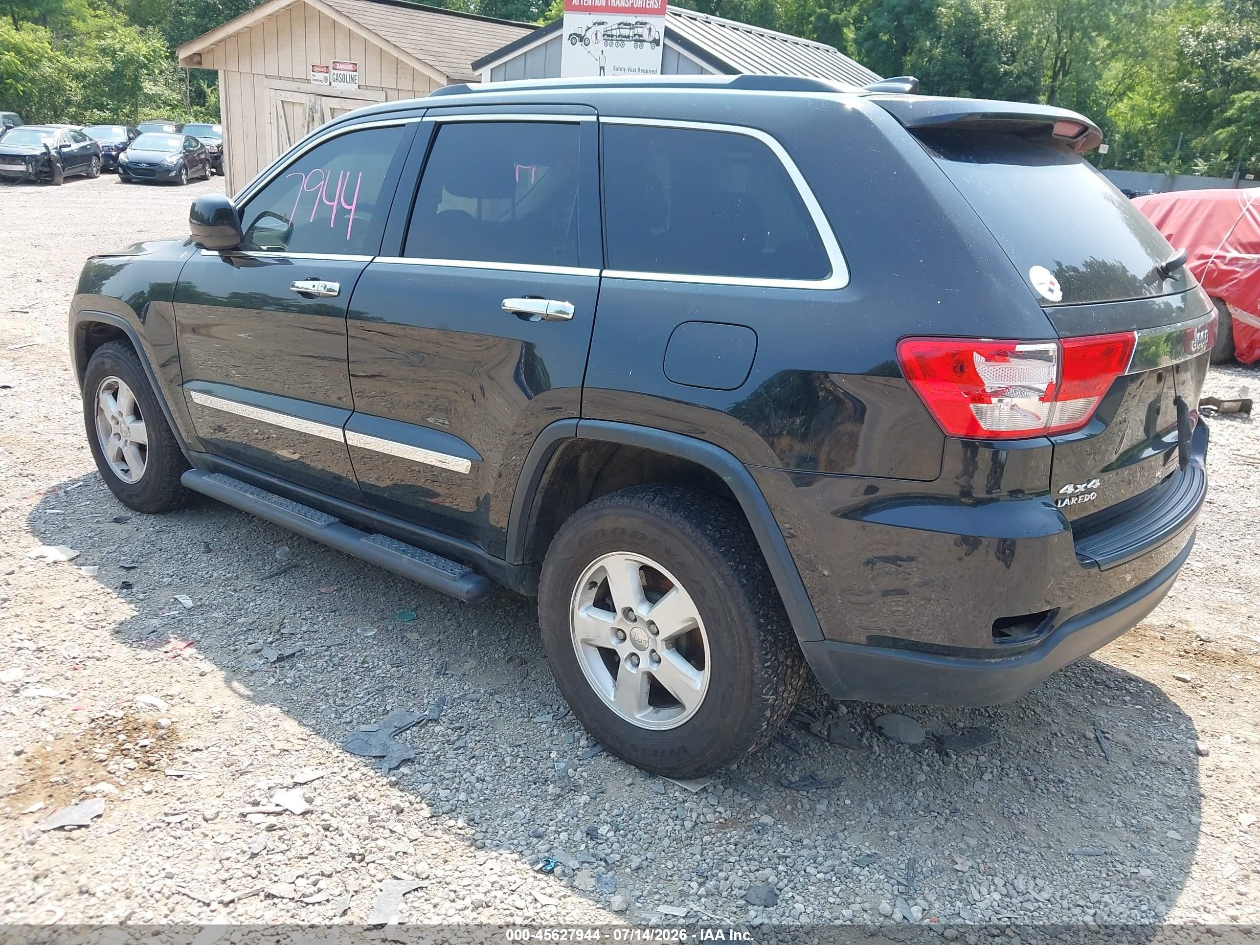 2013 Jeep Grand Cherokee Laredo Черный vin: 1C4RJFAG6DC631522