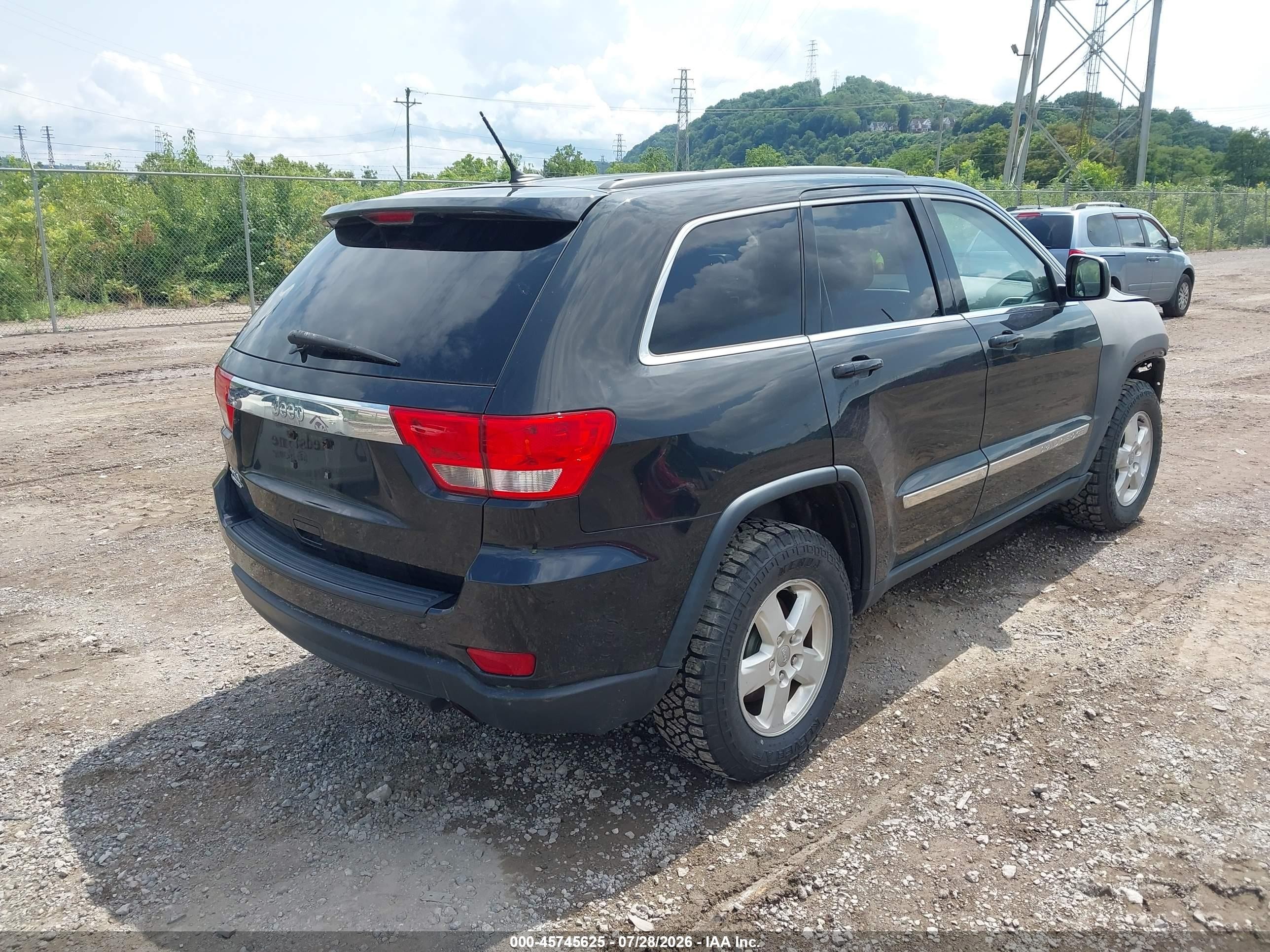 2013 Jeep Grand Cherokee Laredo Черный vin: 1C4RJFAG6DC652595