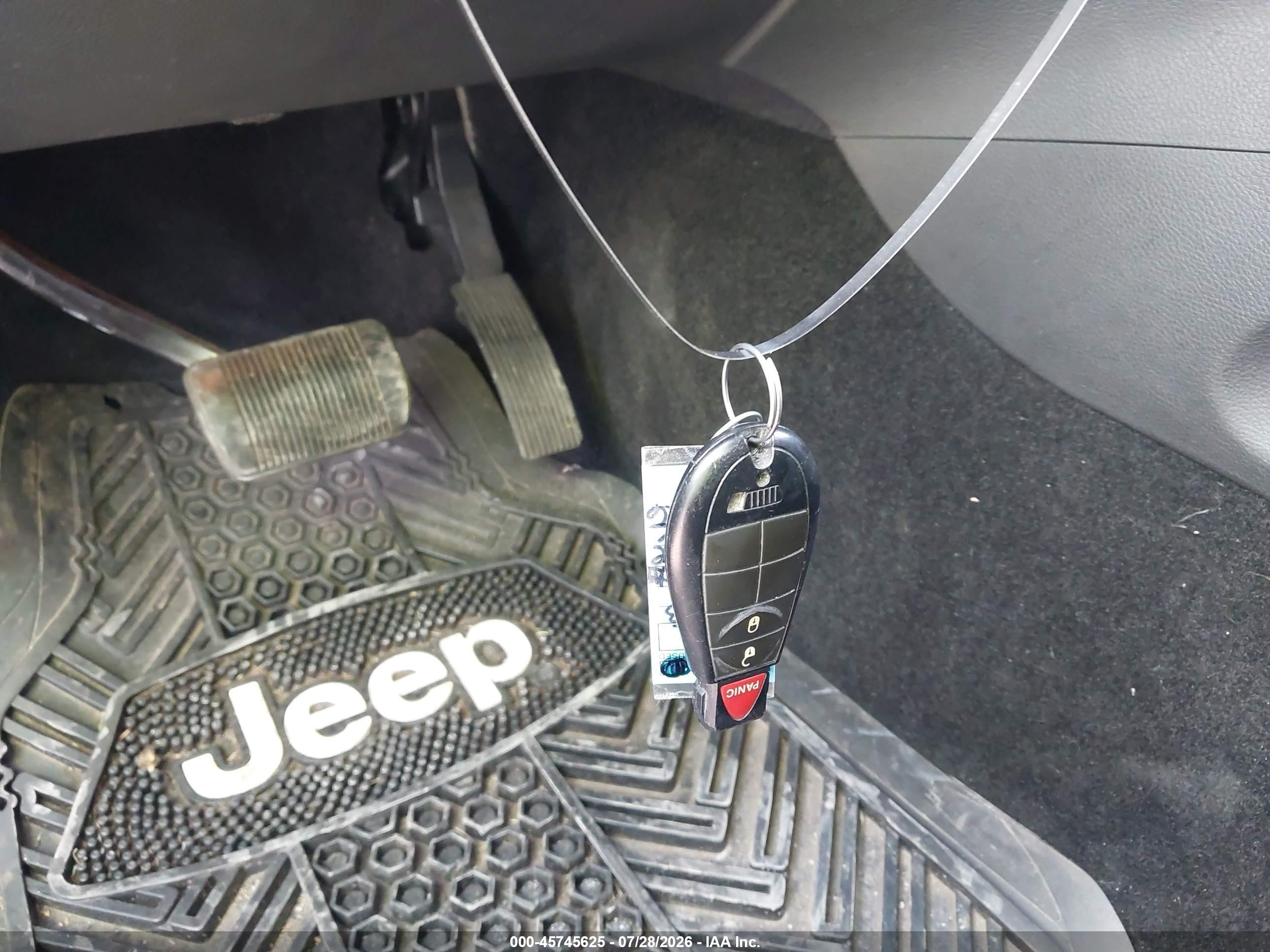 2013 Jeep Grand Cherokee Laredo Черный vin: 1C4RJFAG6DC652595
