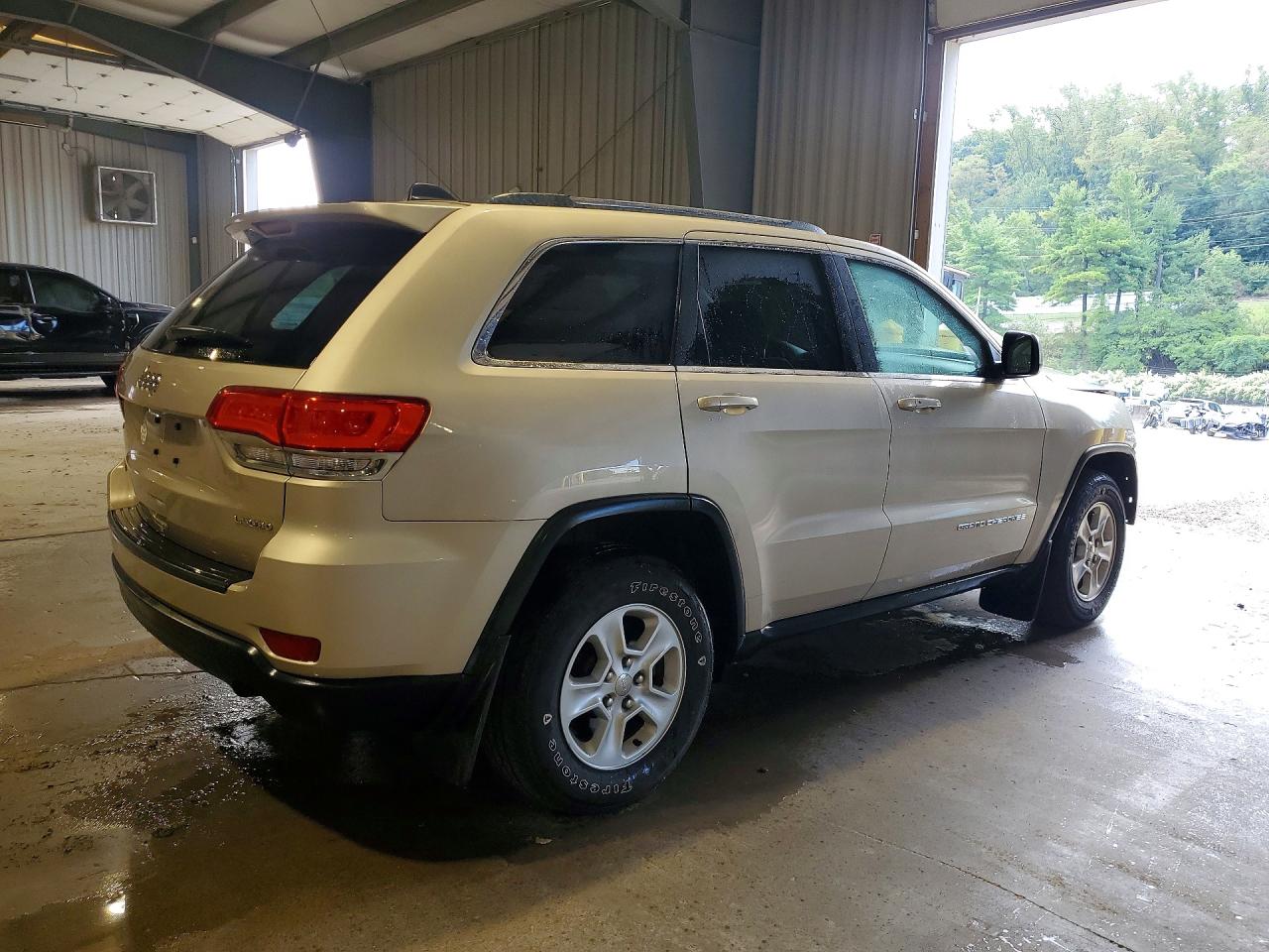 2014 Jeep Grand Cherokee Laredo Gold vin: 1C4RJFAG6EC270181