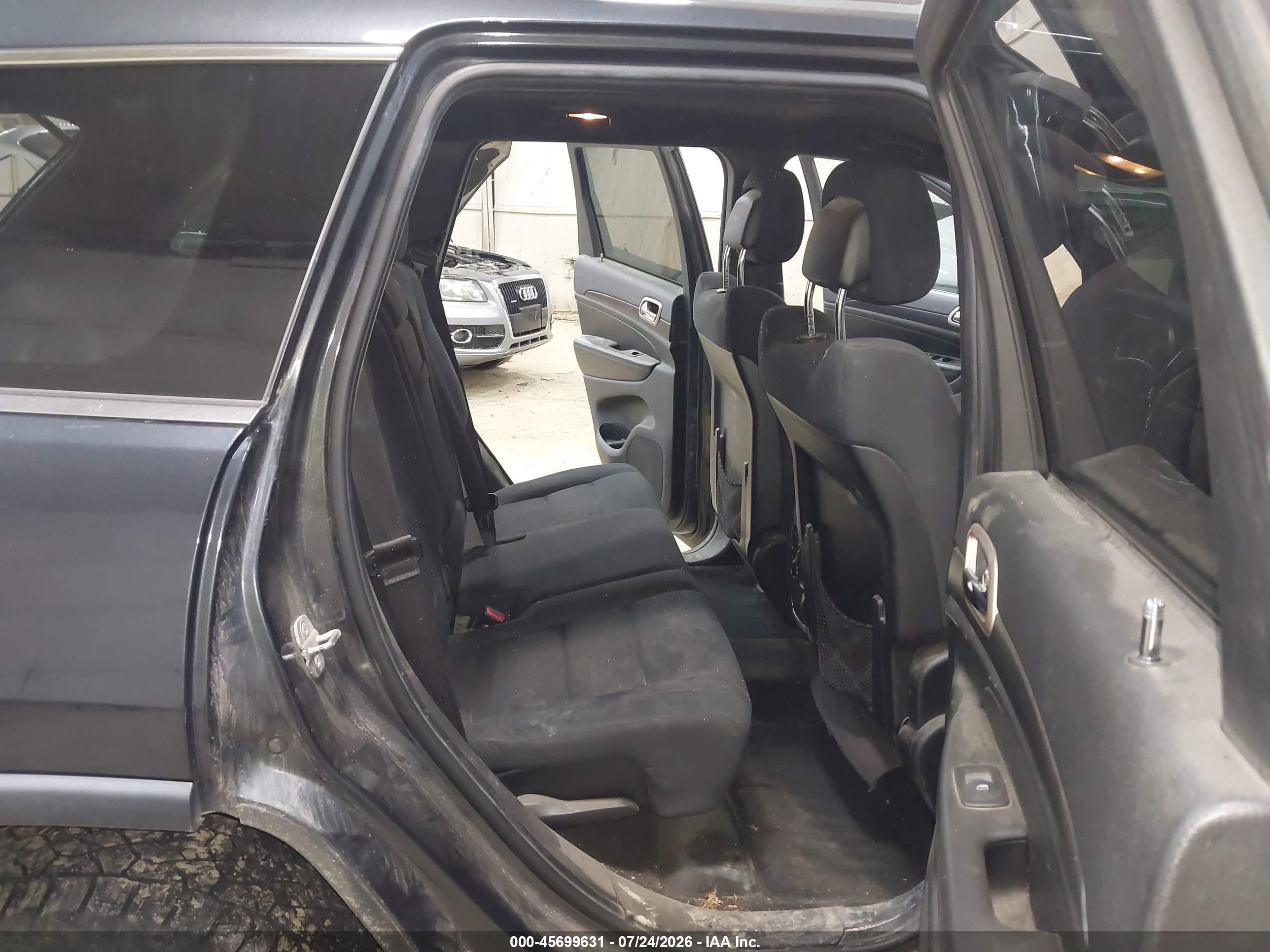 2014 Jeep Grand Cherokee Laredo Black vin: 1C4RJFAG6EC270570