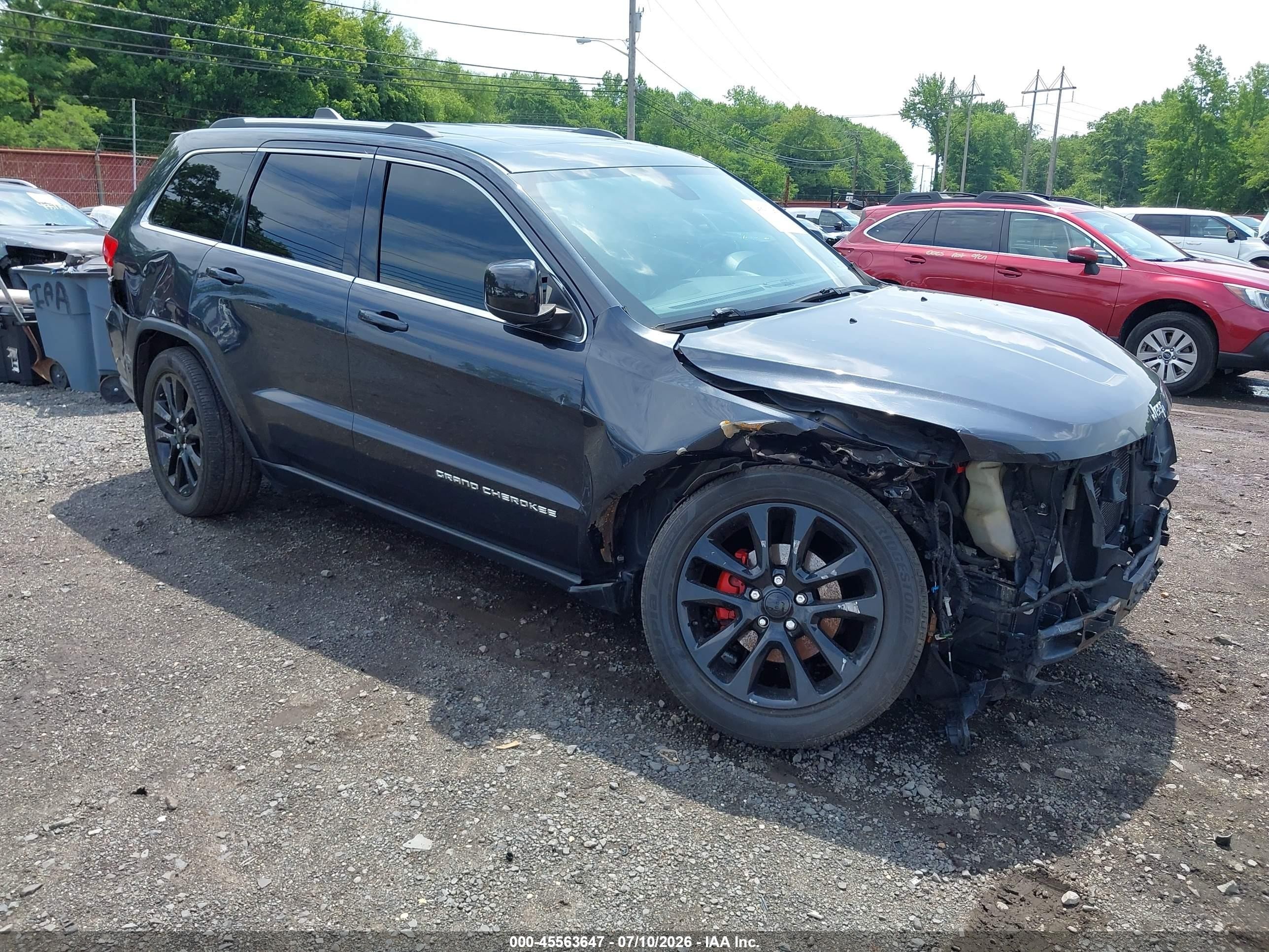 2014 Jeep Grand Cherokee Laredo Silver vin: 1C4RJFAG6EC308198