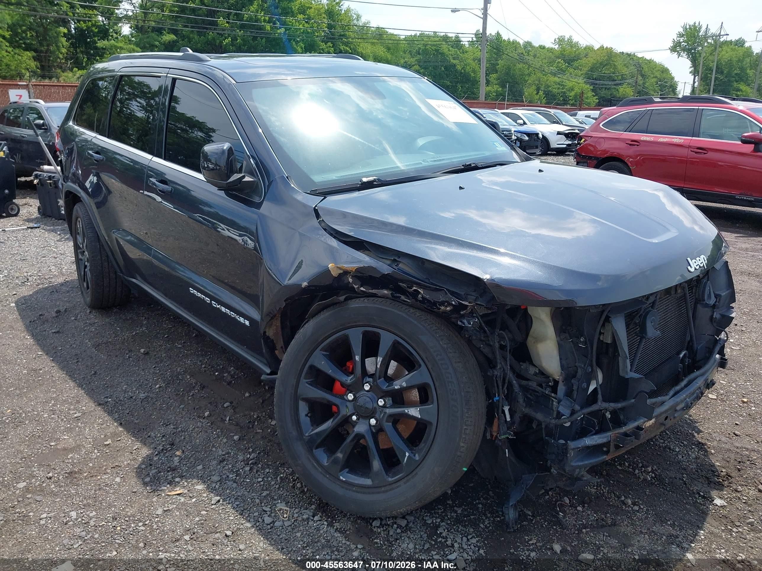 2014 Jeep Grand Cherokee Laredo Silver vin: 1C4RJFAG6EC308198