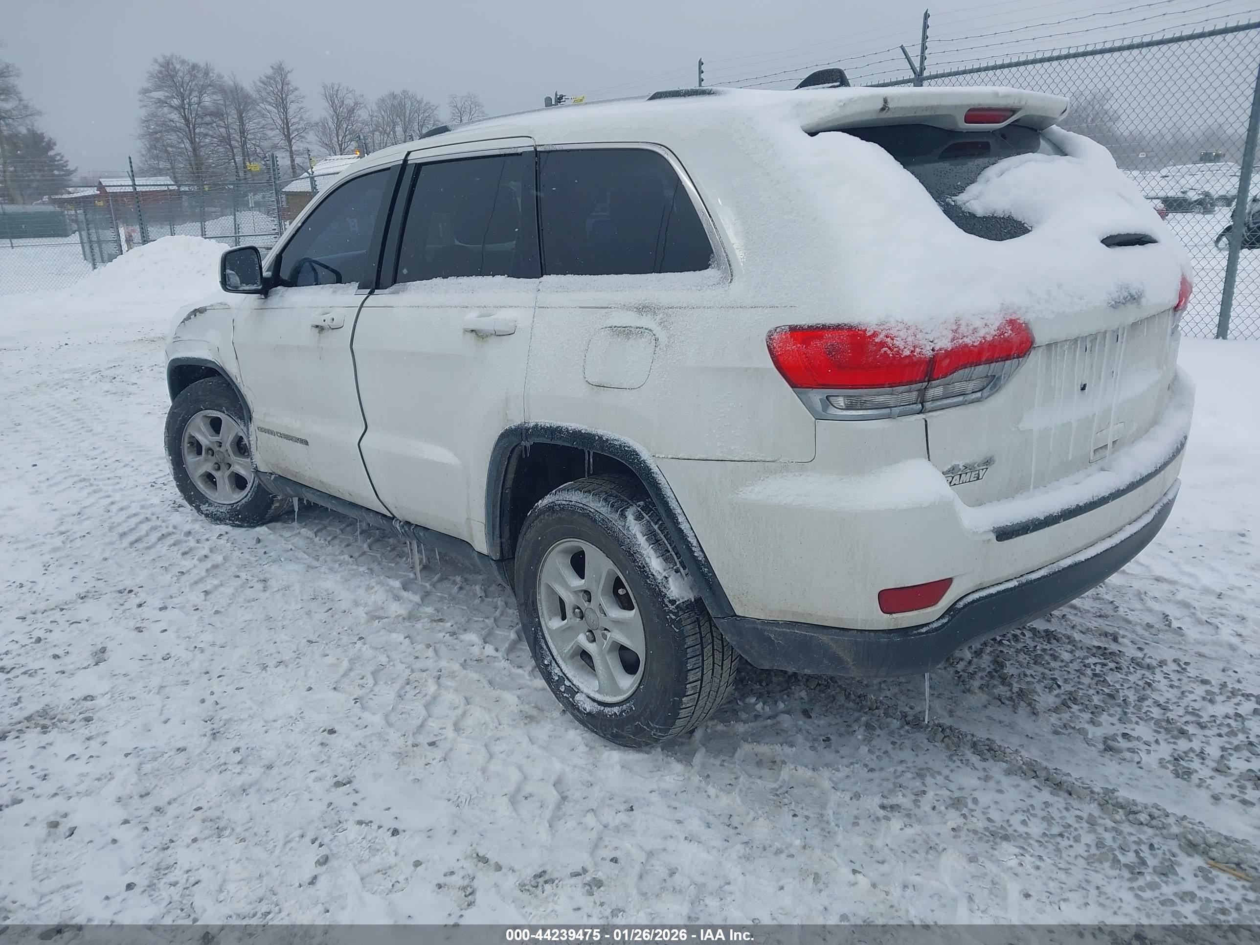 2014 Jeep Grand Cherokee Laredo White vin: 1C4RJFAG6EC469845