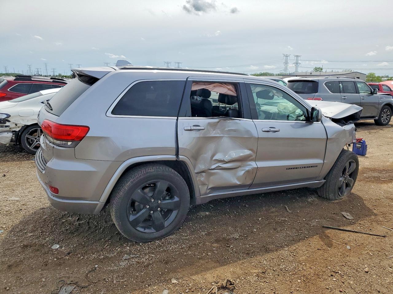 2014 Jeep Grand Cherokee Laredo Серебряный vin: 1C4RJFAG6EC528117