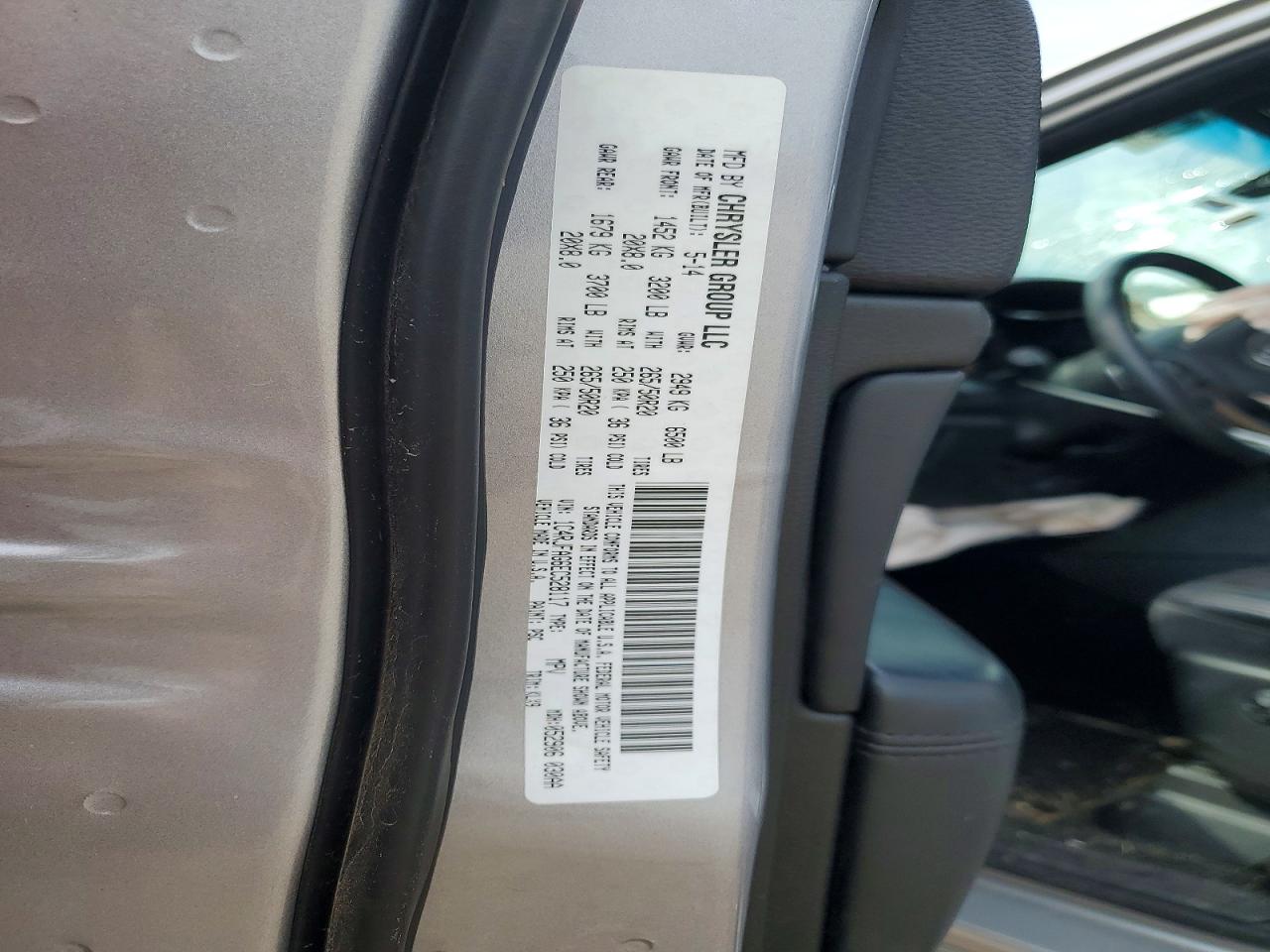 2014 Jeep Grand Cherokee Laredo Серебряный vin: 1C4RJFAG6EC528117
