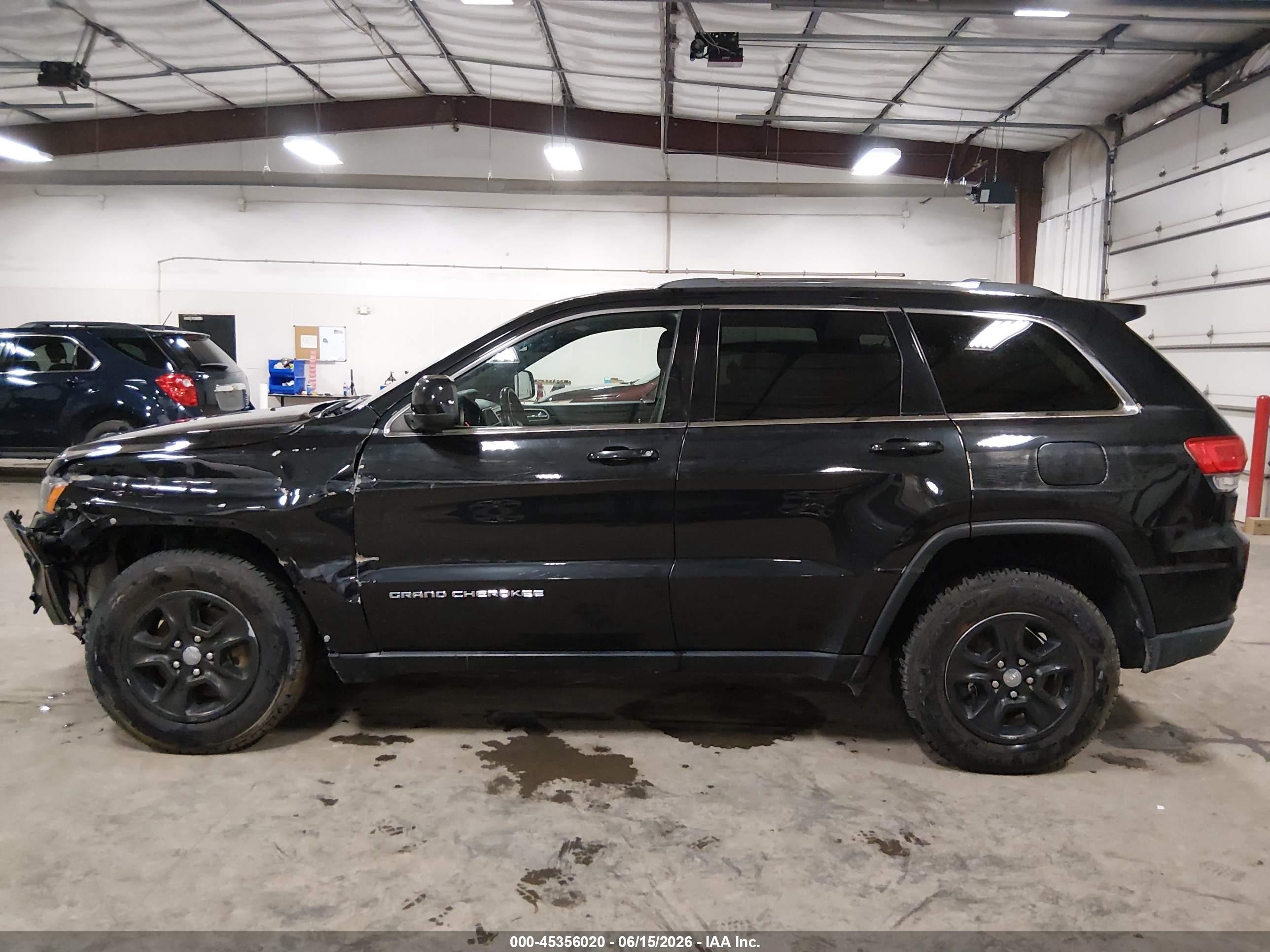 2015 Jeep Grand Cherokee Laredo Black vin: 1C4RJFAG6FC140399