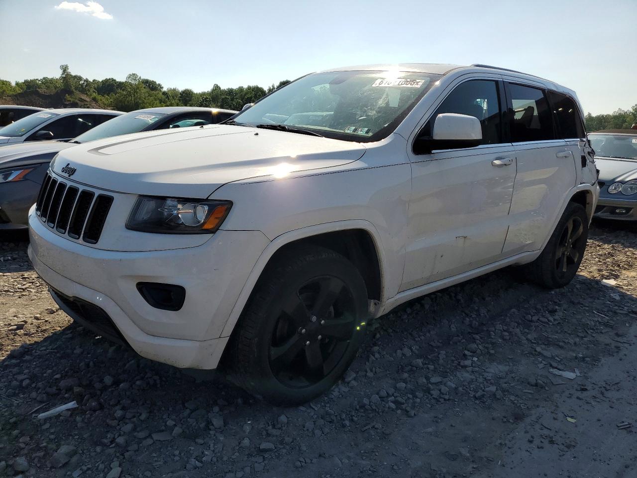 2015 Jeep Grand Cherokee Laredo White vin: 1C4RJFAG6FC150205
