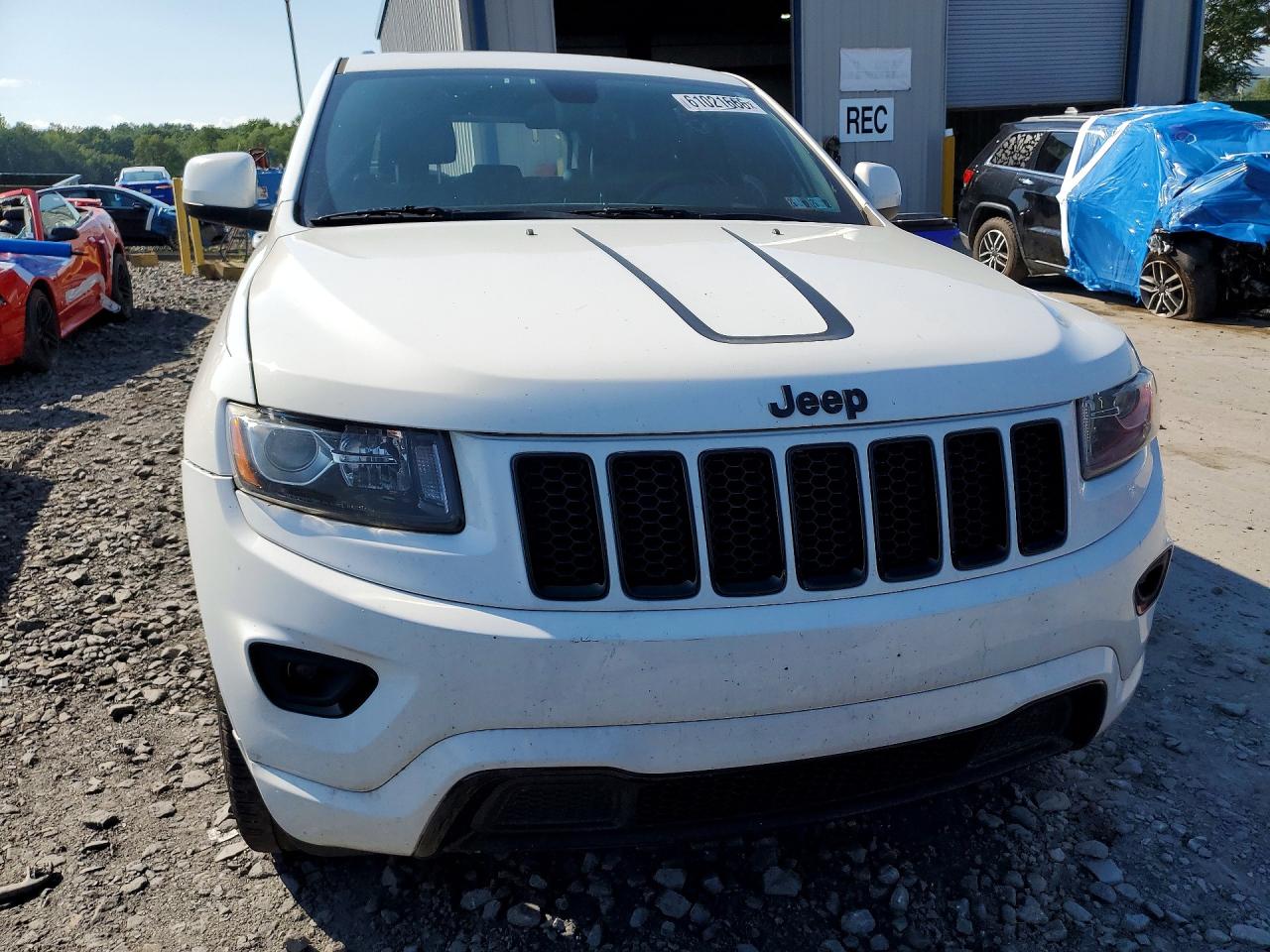 2015 Jeep Grand Cherokee Laredo White vin: 1C4RJFAG6FC150205