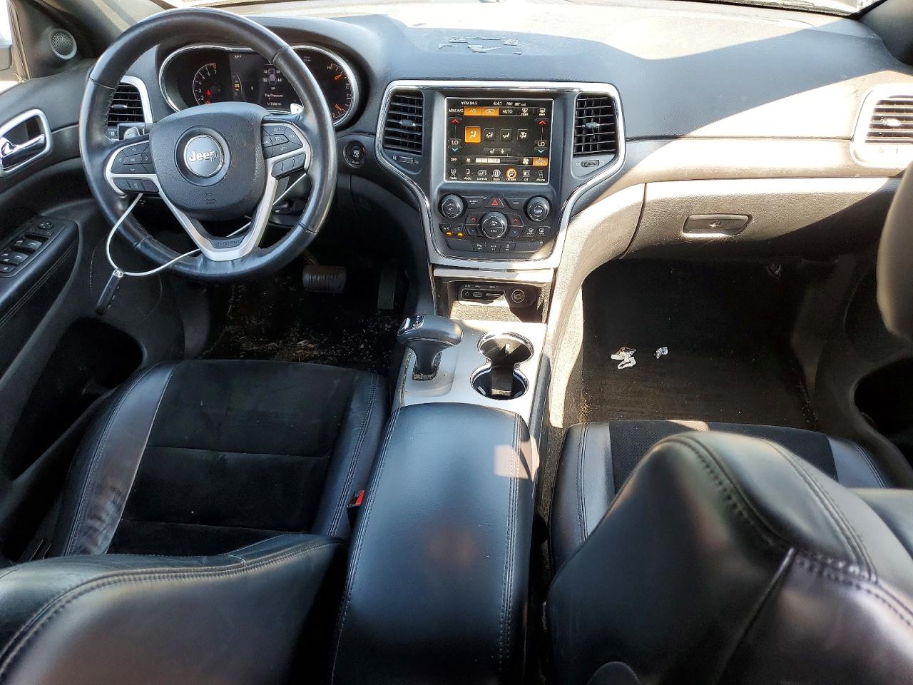 2015 Jeep Grand Cherokee Laredo White vin: 1C4RJFAG6FC150205