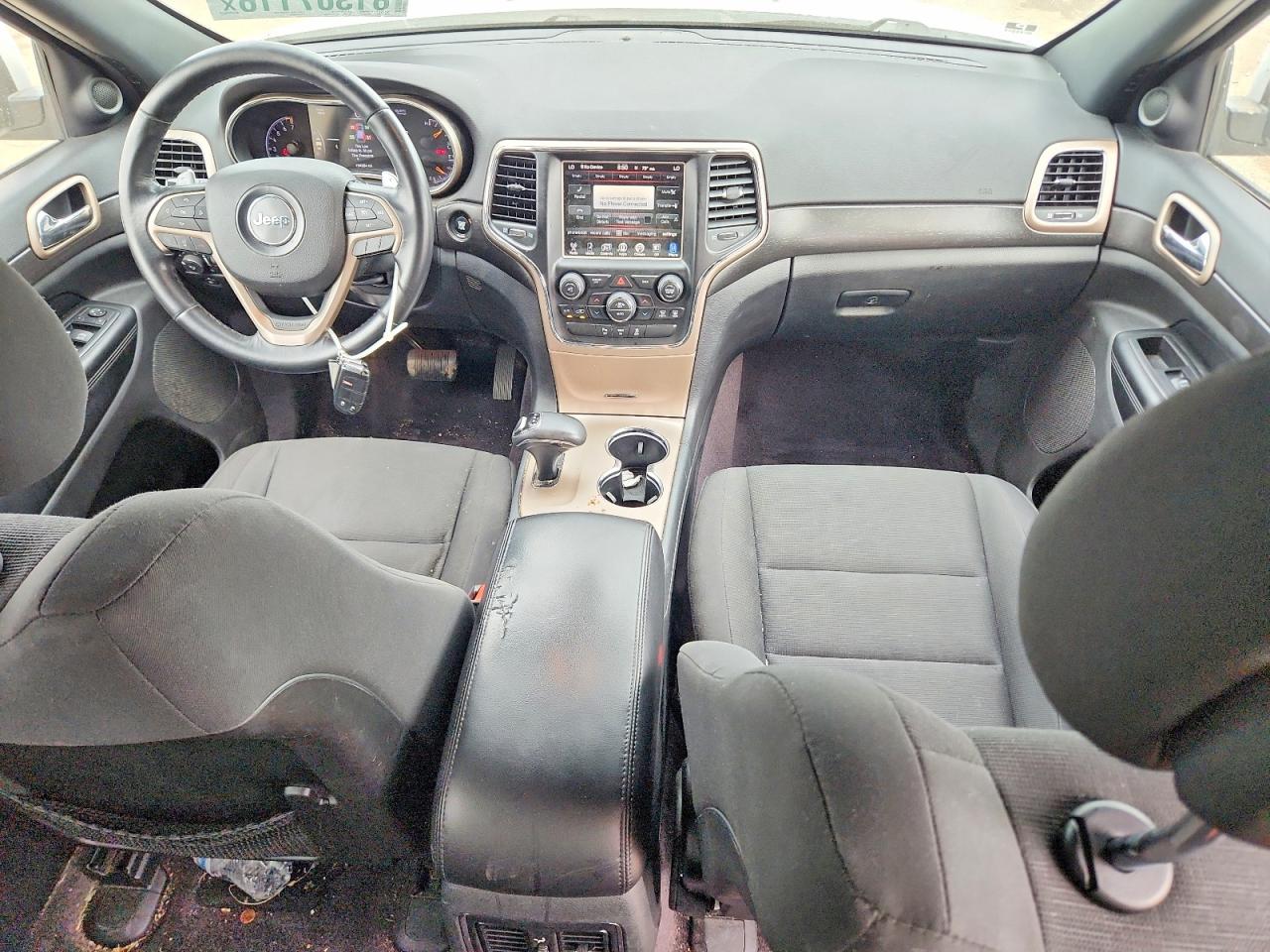 2015 Jeep Grand Cherokee Laredo White vin: 1C4RJFAG6FC209995