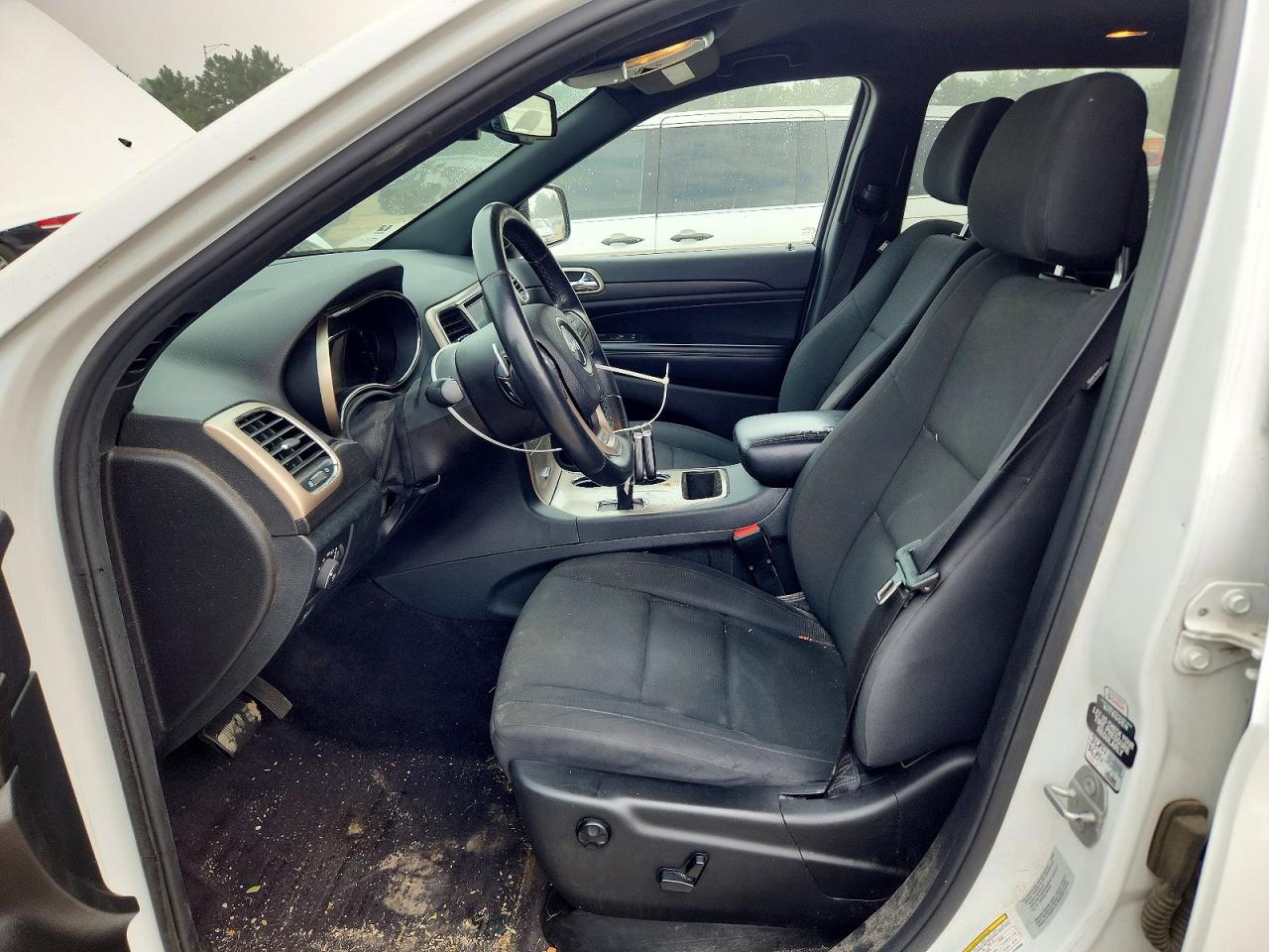 2015 Jeep Grand Cherokee Laredo White vin: 1C4RJFAG6FC209995