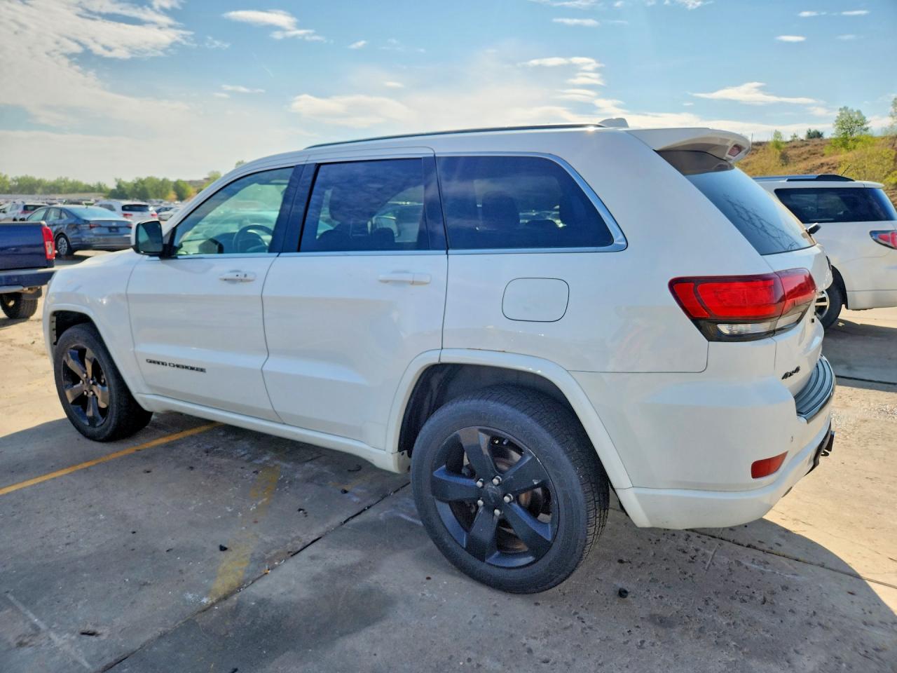 2015 Jeep Grand Cherokee Laredo White vin: 1C4RJFAG6FC225176