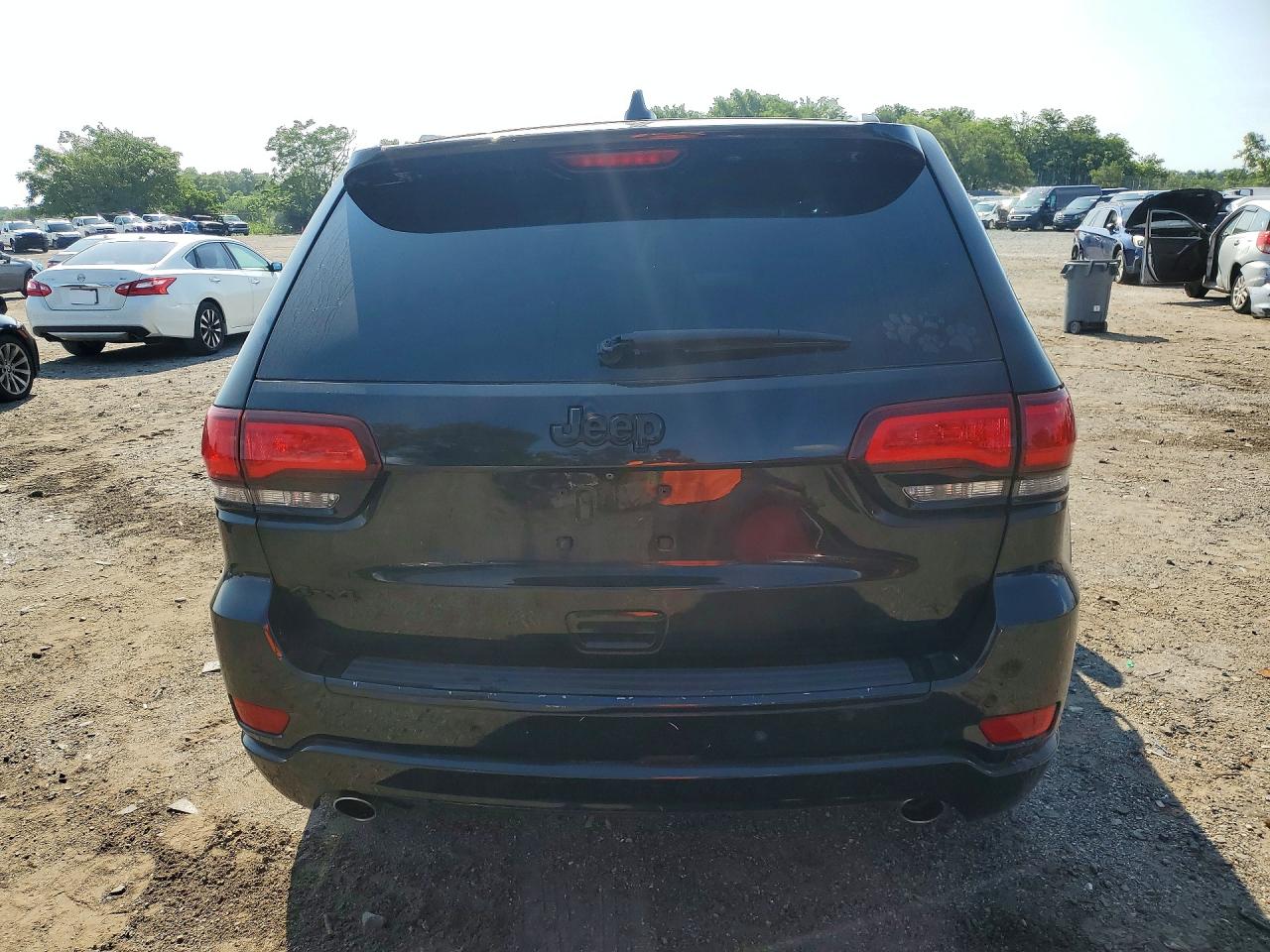 2015 Jeep Grand Cherokee Laredo Black vin: 1C4RJFAG6FC227140