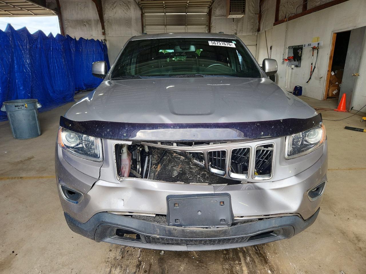 2015 Jeep Grand Cherokee Laredo Серебряный vin: 1C4RJFAG6FC244097