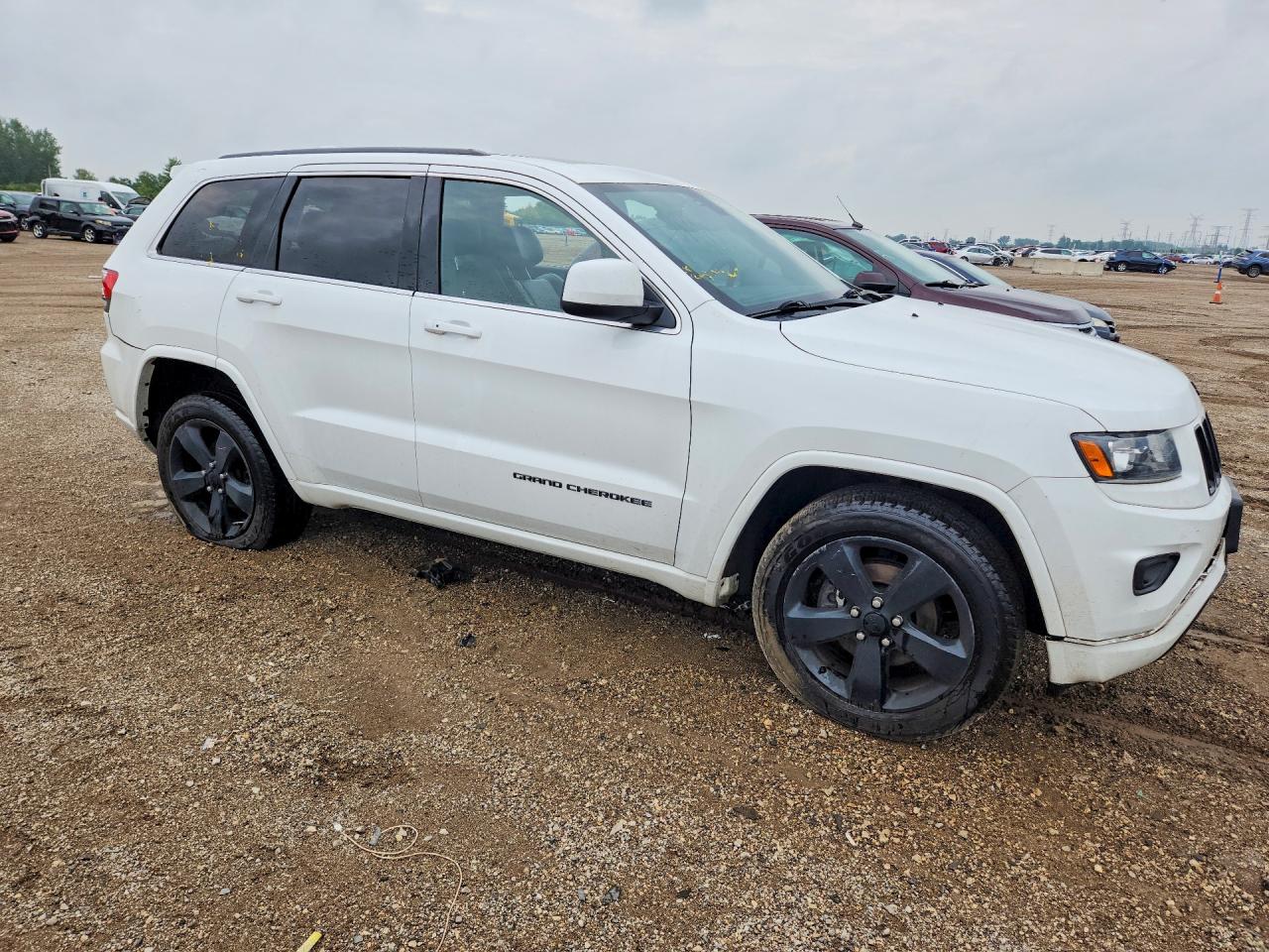 2015 Jeep Grand Cherokee Laredo White vin: 1C4RJFAG6FC680173