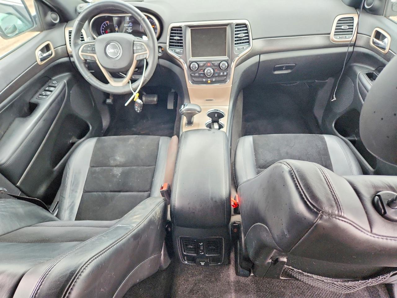 2015 Jeep Grand Cherokee Laredo White vin: 1C4RJFAG6FC680173