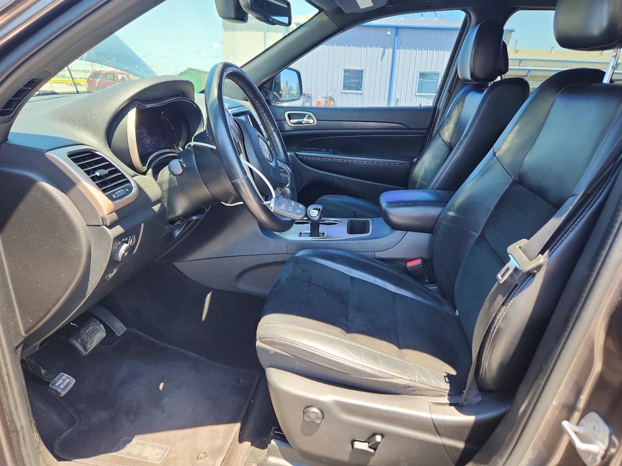 2015 Jeep Grand Cherokee Laredo Gray vin: 1C4RJFAG6FC759794
