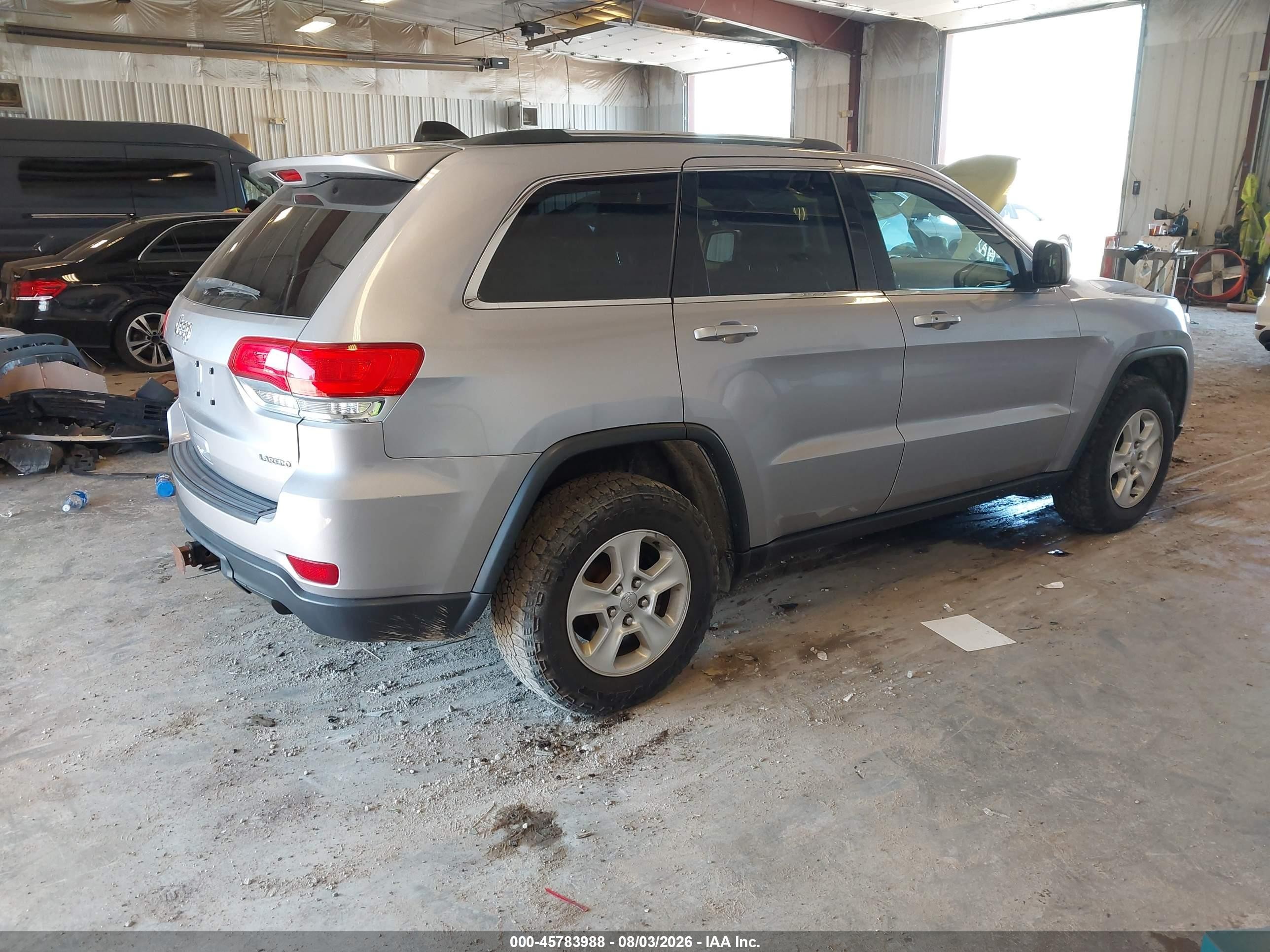 2015 Jeep Grand Cherokee Laredo Silver vin: 1C4RJFAG6FC791340