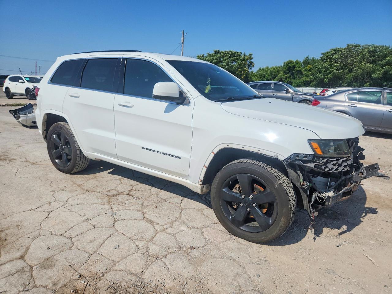 2015 Jeep Grand Cherokee Laredo White vin: 1C4RJFAG6FC852959