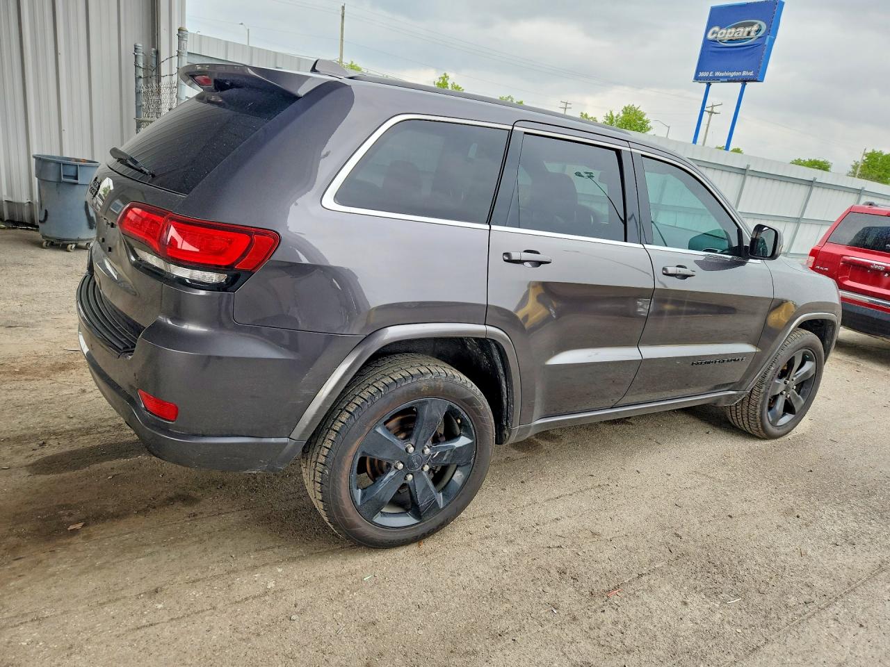 2015 Jeep Grand Cherokee Laredo Серебряный vin: 1C4RJFAG6FC910083