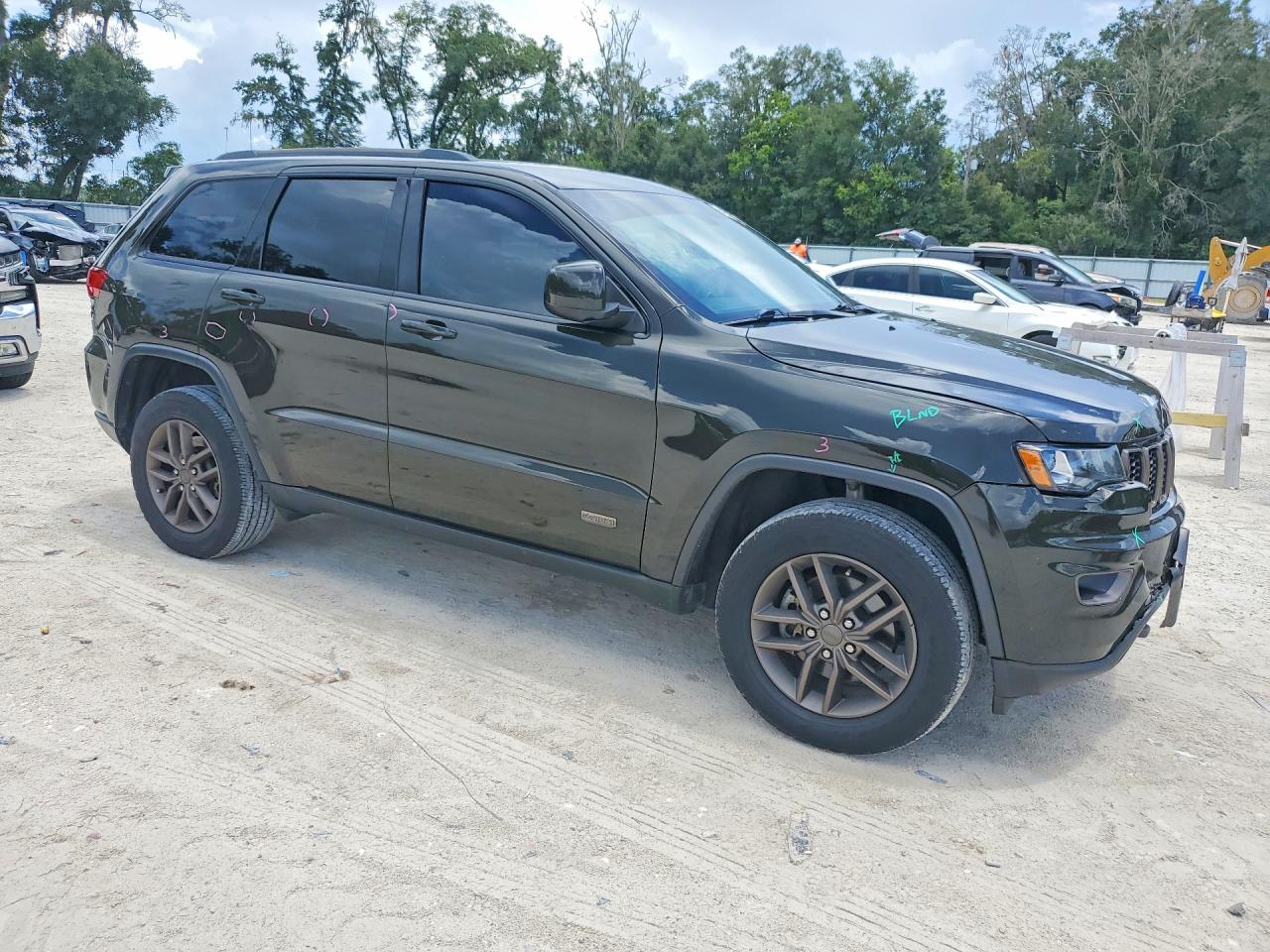 2016 Jeep Grand Cherokee Laredo Green vin: 1C4RJFAG6GC405713