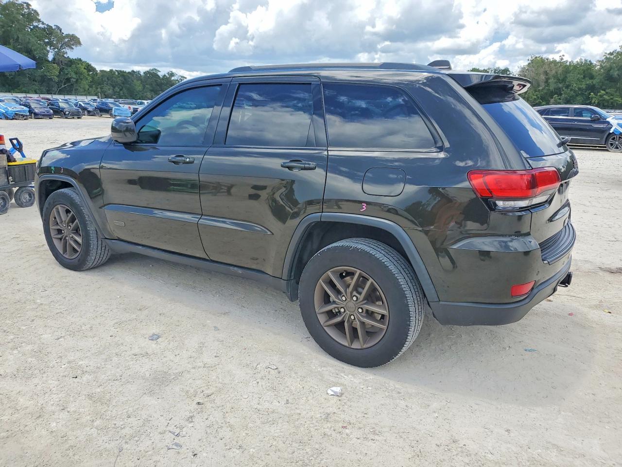 2016 Jeep Grand Cherokee Laredo Green vin: 1C4RJFAG6GC405713