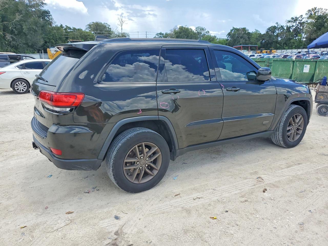 2016 Jeep Grand Cherokee Laredo Green vin: 1C4RJFAG6GC405713