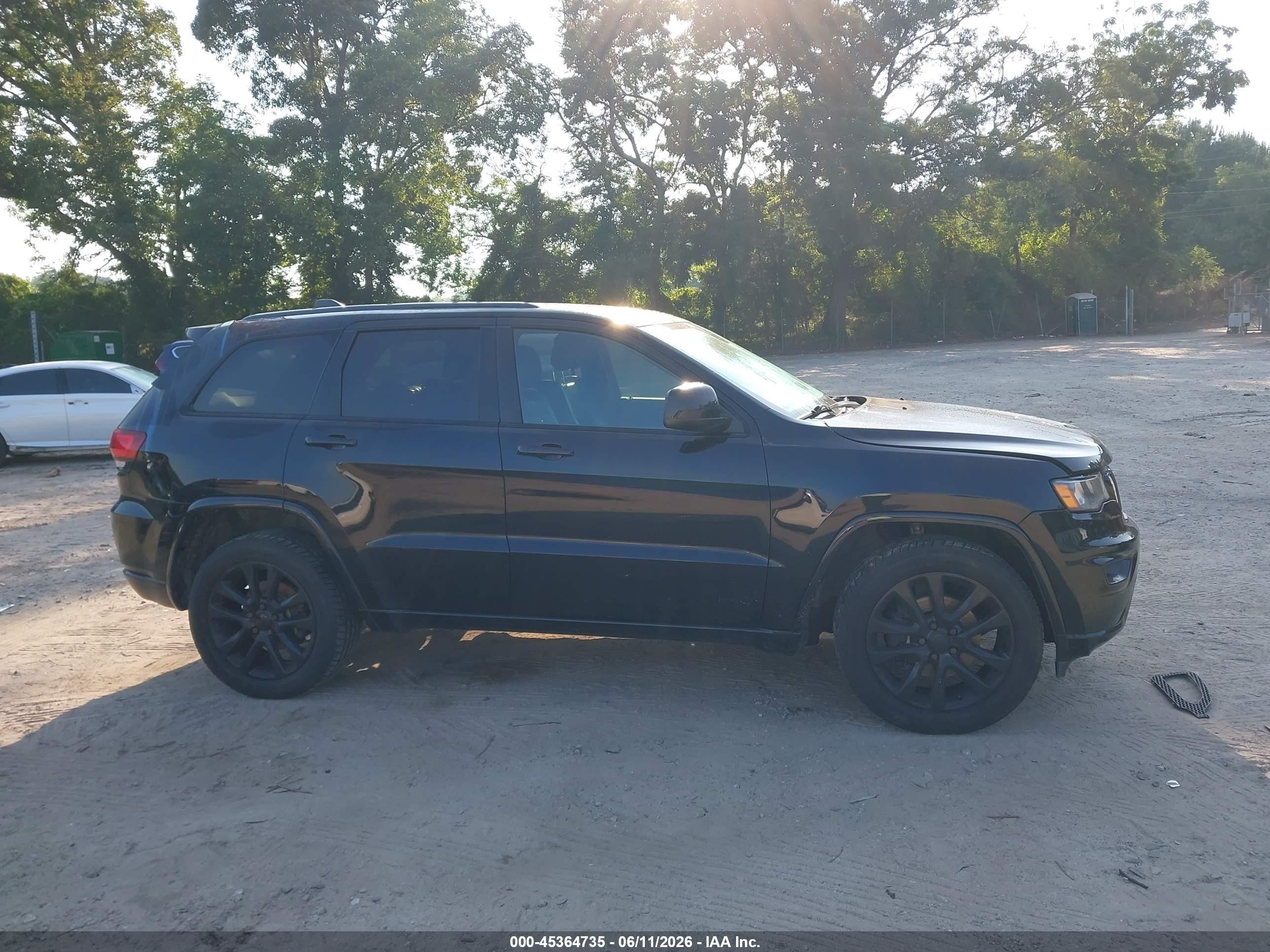 2017 Jeep Grand Cherokee Altitude 4x4 Black vin: 1C4RJFAG6HC815302