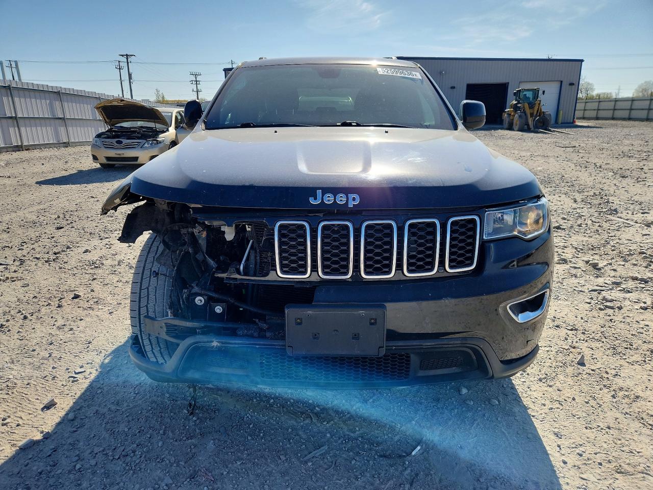 2018 Jeep Grand Cherokee Laredo Черный vin: 1C4RJFAG6JC378455