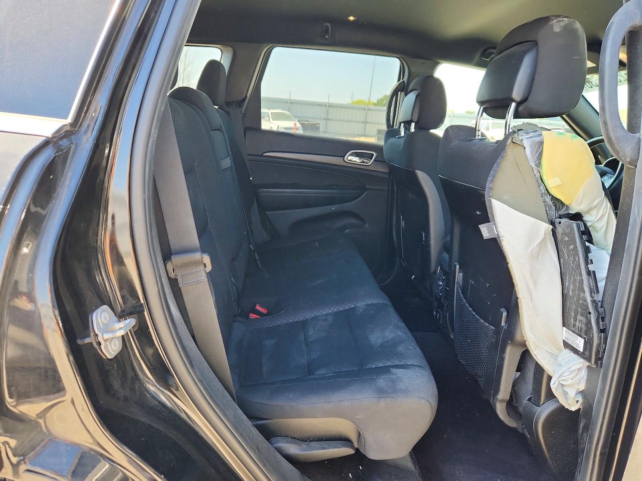 2018 Jeep Grand Cherokee Laredo Черный vin: 1C4RJFAG6JC378455