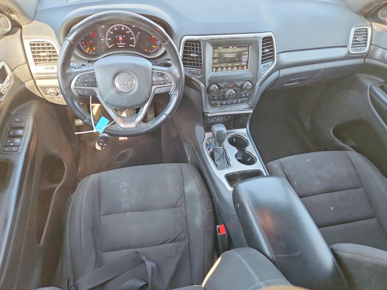 2018 Jeep Grand Cherokee Laredo Черный vin: 1C4RJFAG6JC378455