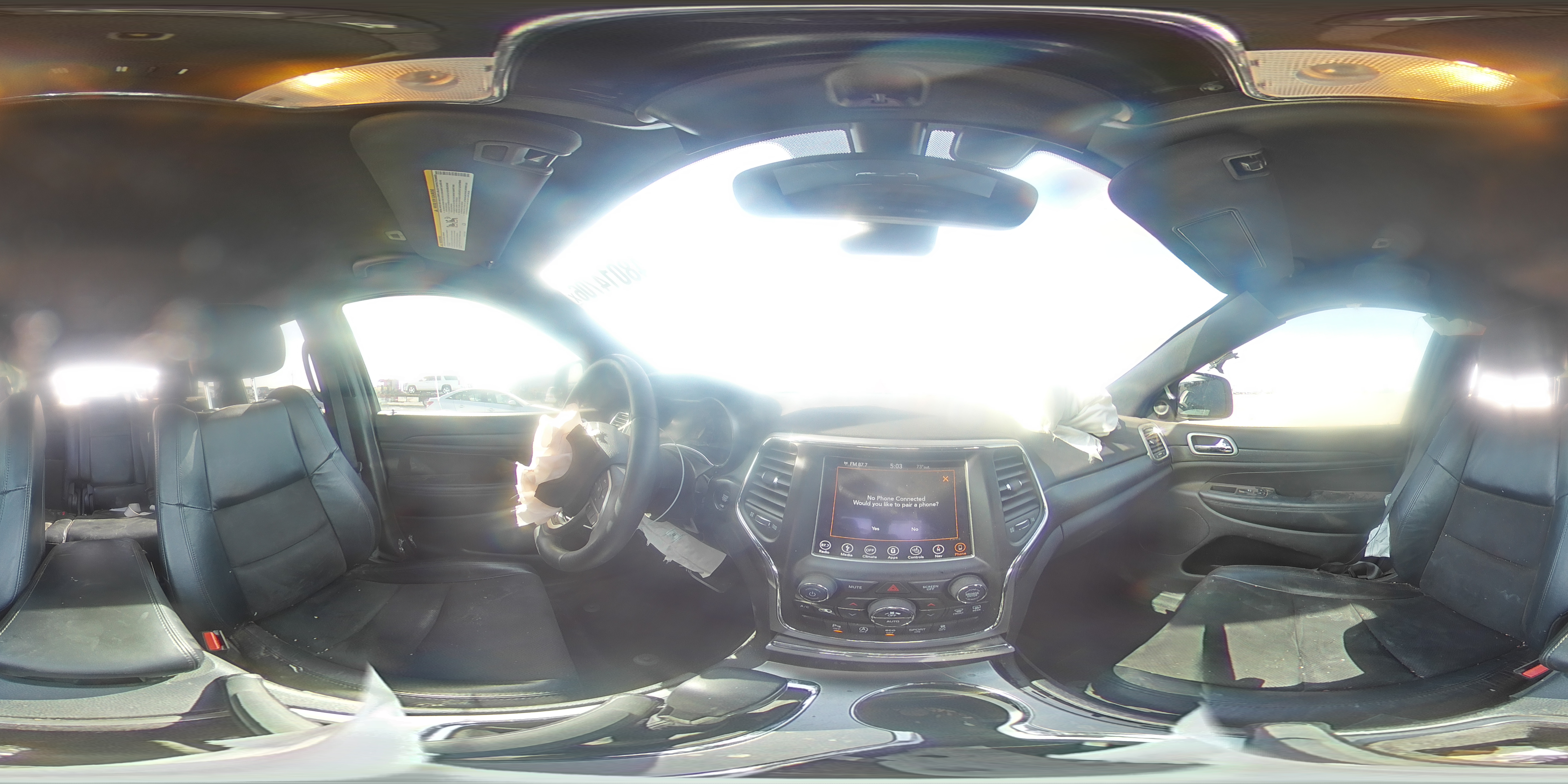 2018 Jeep Grand Cherokee Laredo Серебряный vin: 1C4RJFAG6JC443739