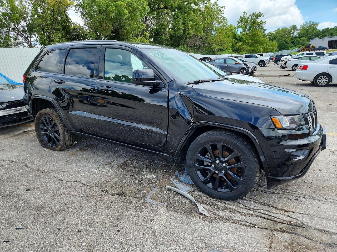 2018 Jeep Grand Cherokee Laredo Black vin: 1C4RJFAG6JC466258