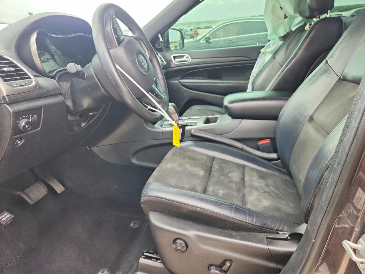 2019 Jeep Grand Cherokee Laredo Gray vin: 1C4RJFAG6KC669409