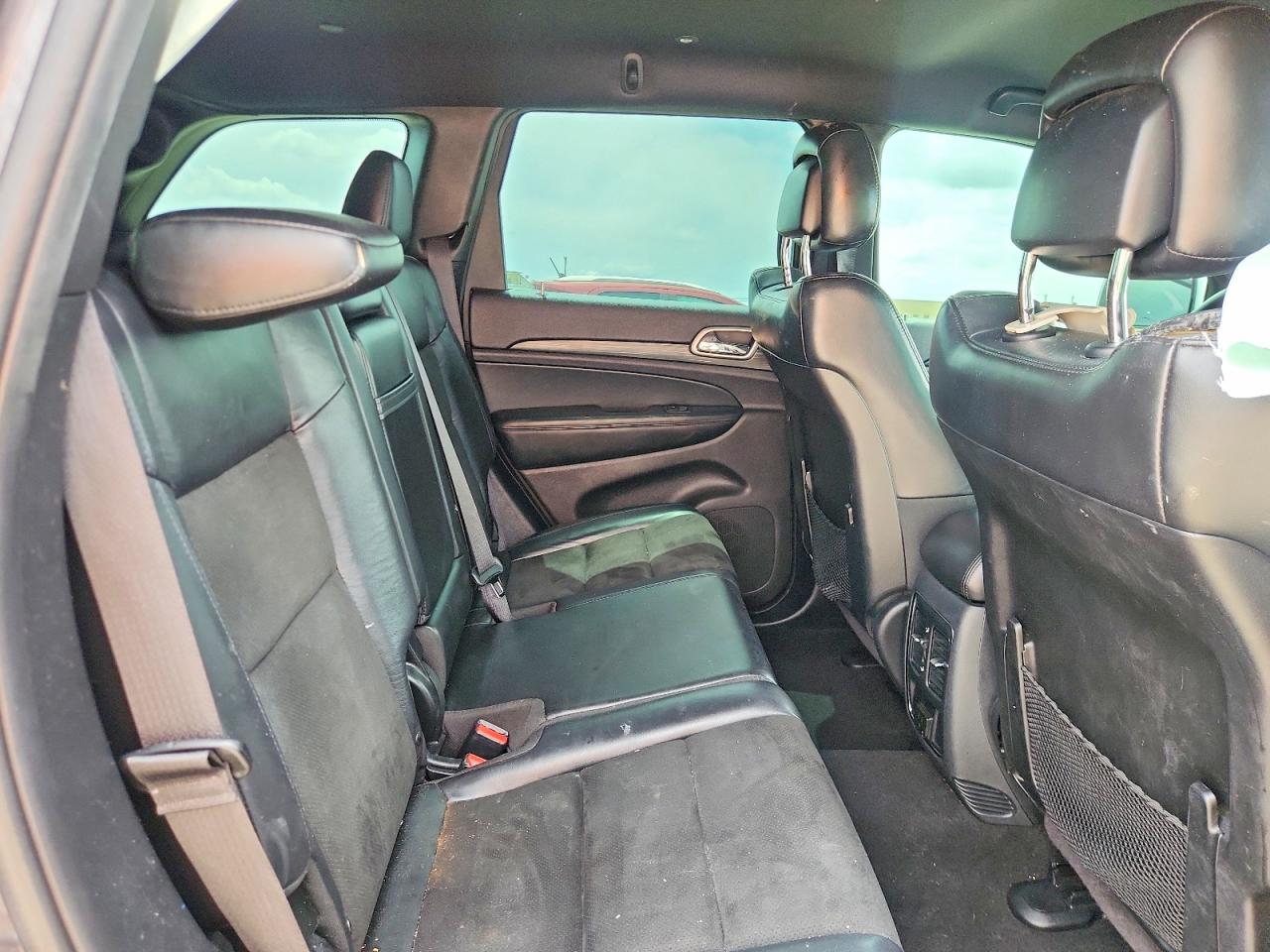 2019 Jeep Grand Cherokee Laredo Gray vin: 1C4RJFAG6KC669409