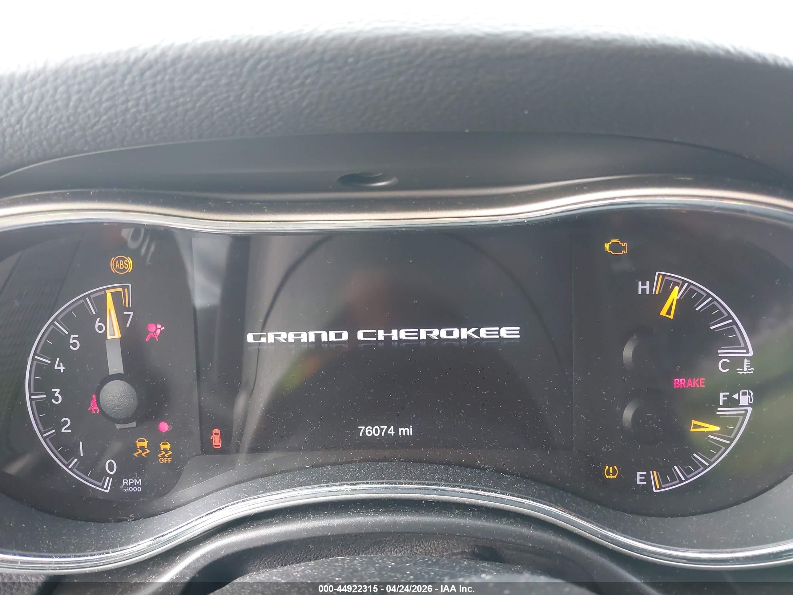 2019 Jeep Grand Cherokee Laredo E 4x4 Черный vin: 1C4RJFAG6KC759773