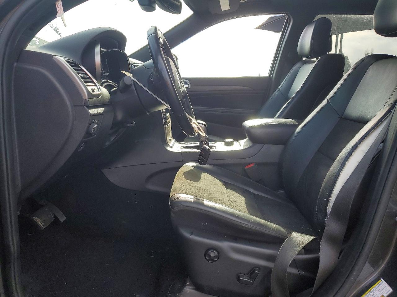 2019 Jeep Grand Cherokee Laredo Угольный vin: 1C4RJFAG6KC850638