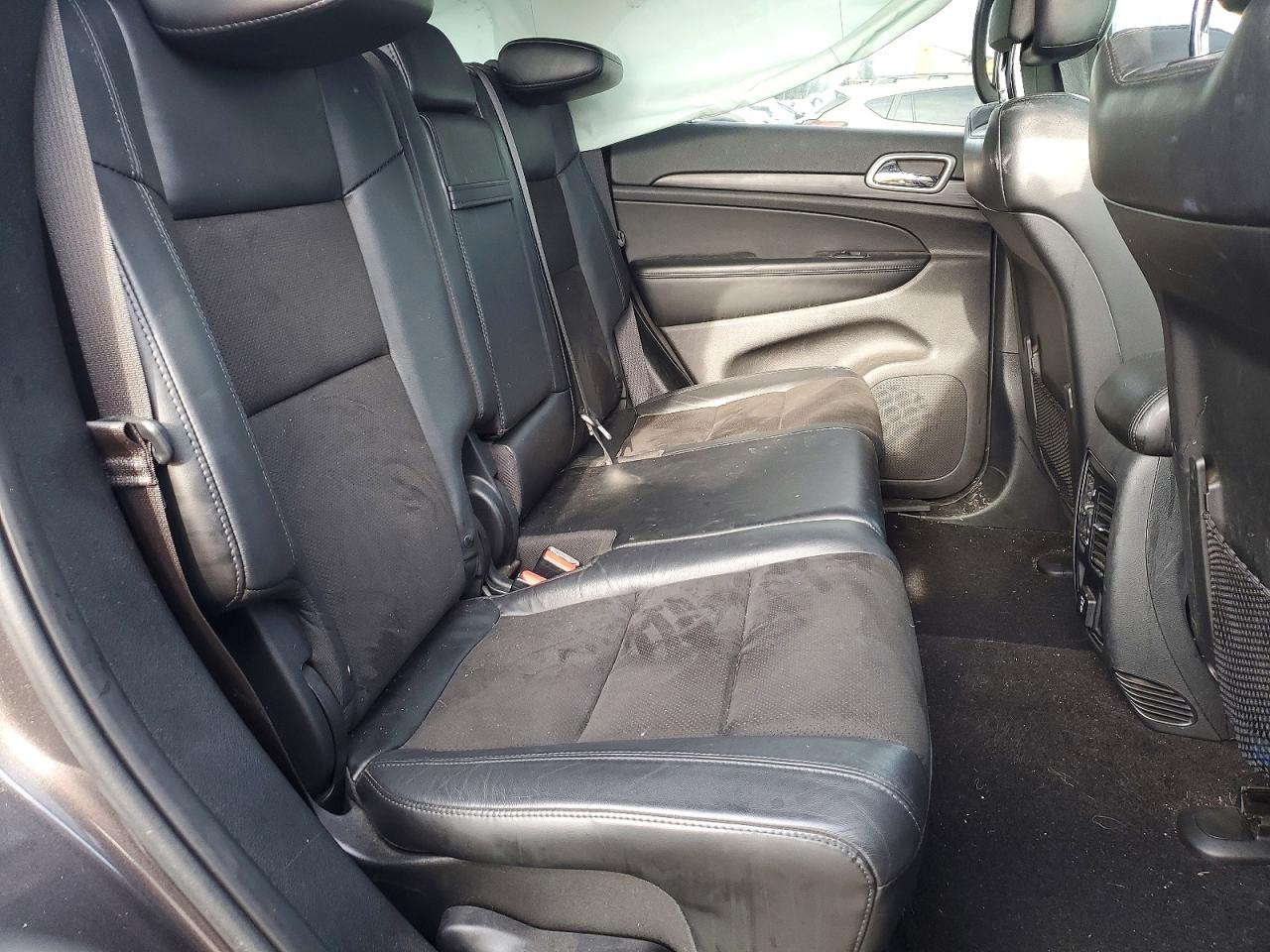 2019 Jeep Grand Cherokee Laredo Угольный vin: 1C4RJFAG6KC850638